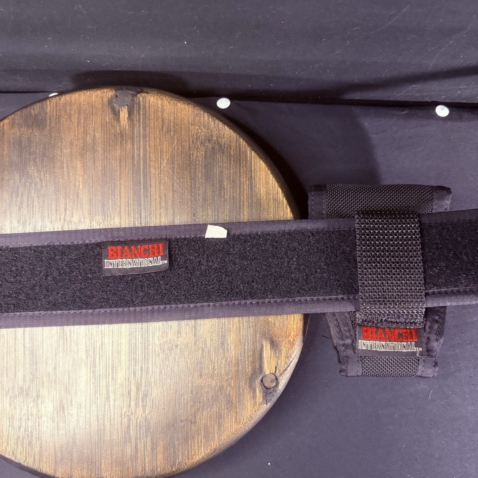 Bianchi Nylon Medium Belt Waist Size 34"- 40" AccuMold Duty Belt w/Handcuff Case2