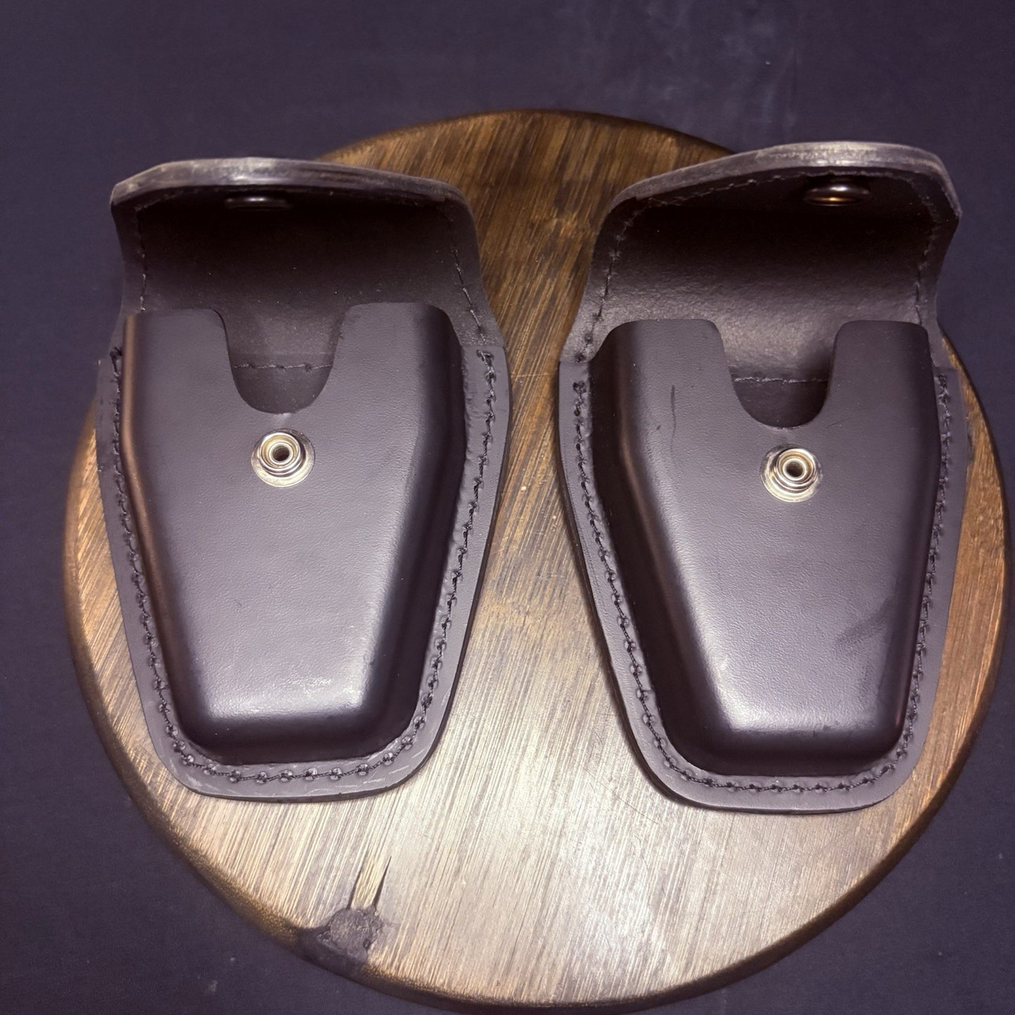 NEW Safariland 190 Handcuff Pouch (Set of 2) Plain Black Leather Black Snap5