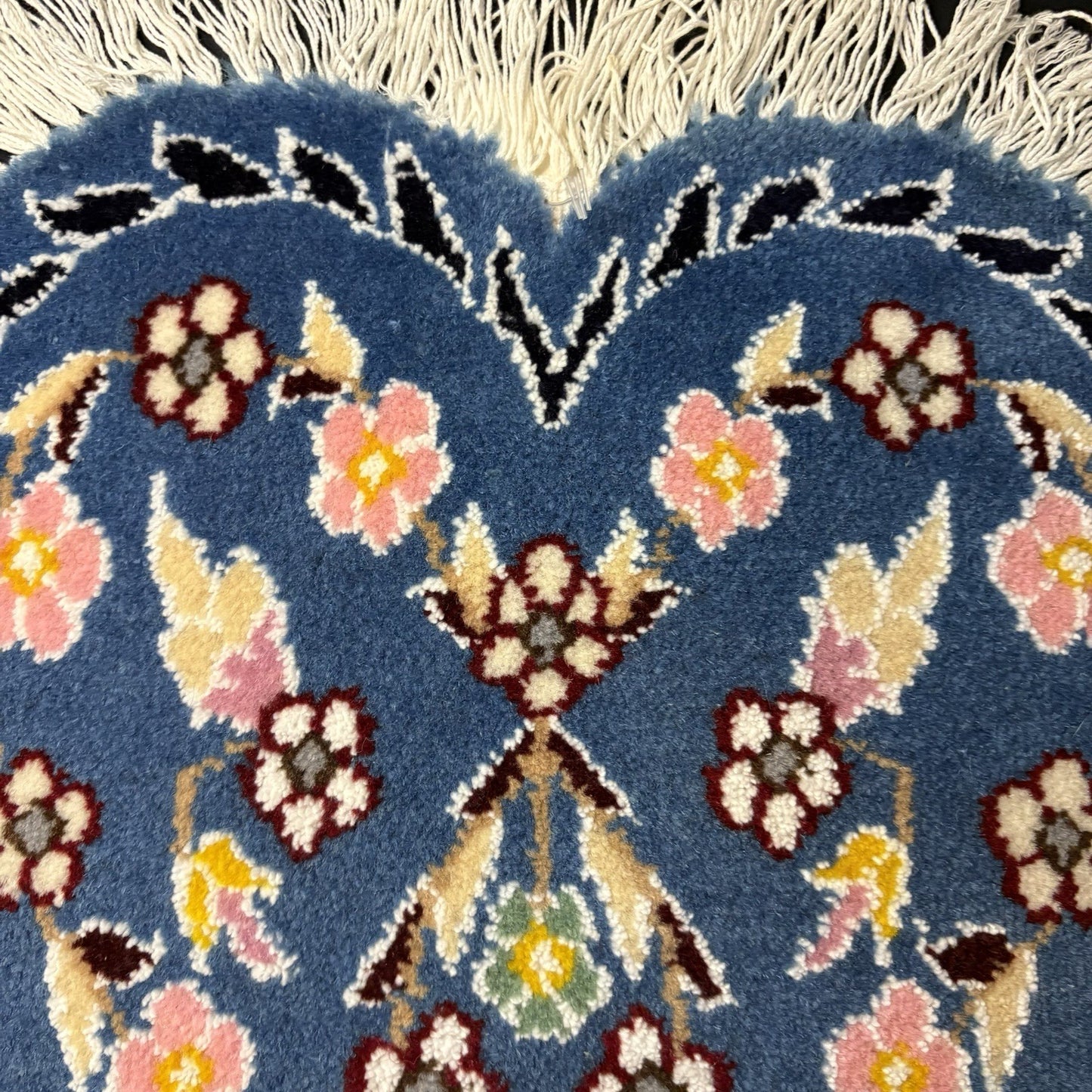 Hand Knotted Rug Heart Shape Purple w/Flowers 14”x13” VERY RARE9