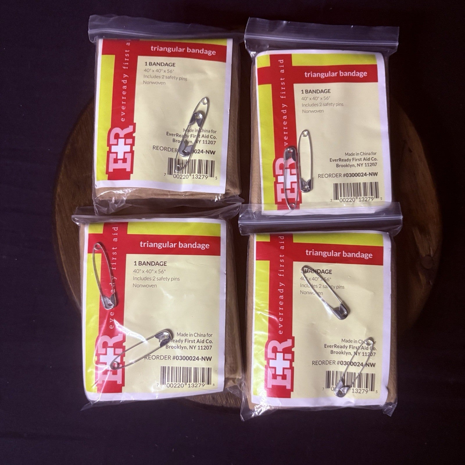 E+R Trianglar Bandage Pack of 4, (40"x56")0