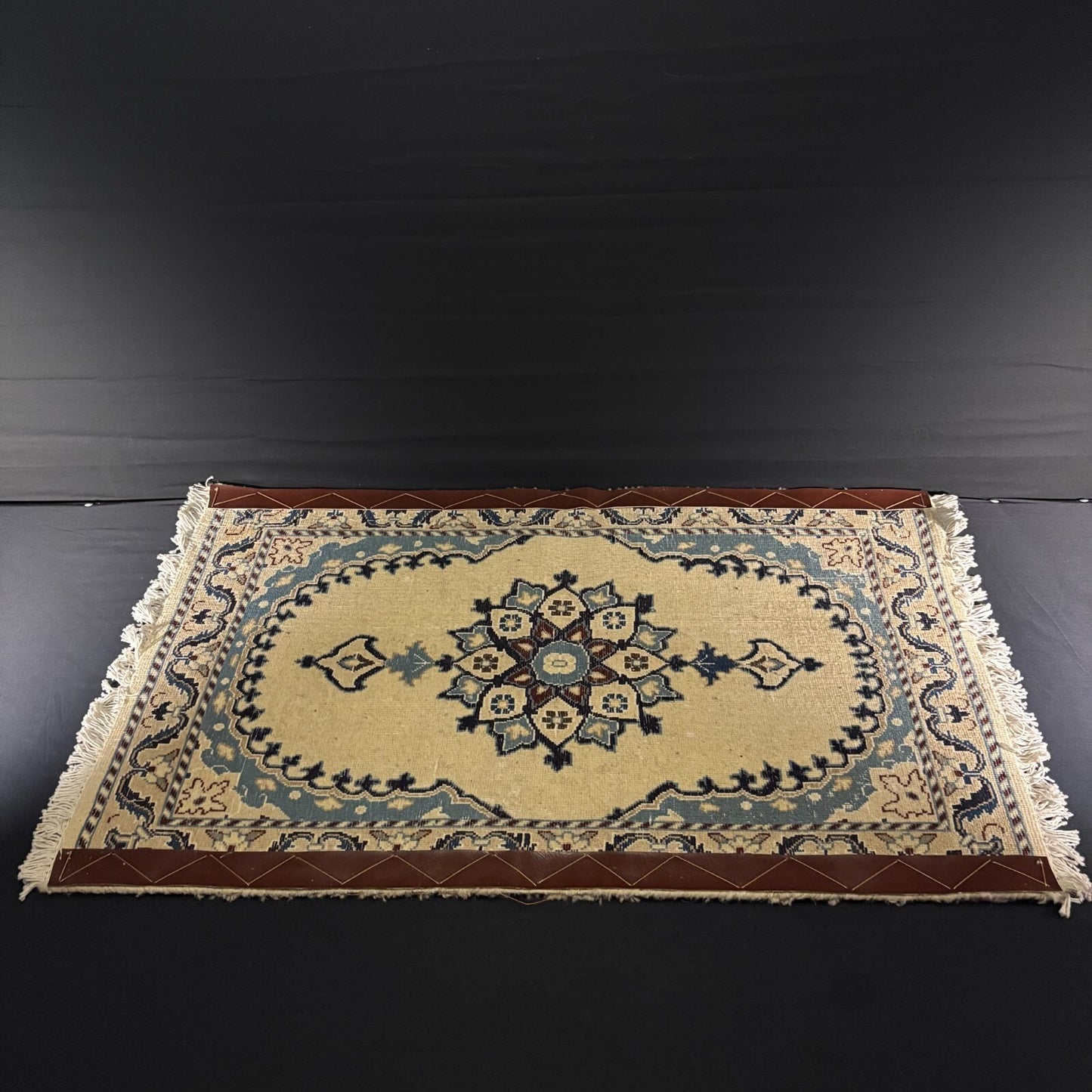 Rug Hand Knotted Medallion Rug 3’X2’ 54X88cm 144KPSI Semi-Antique1