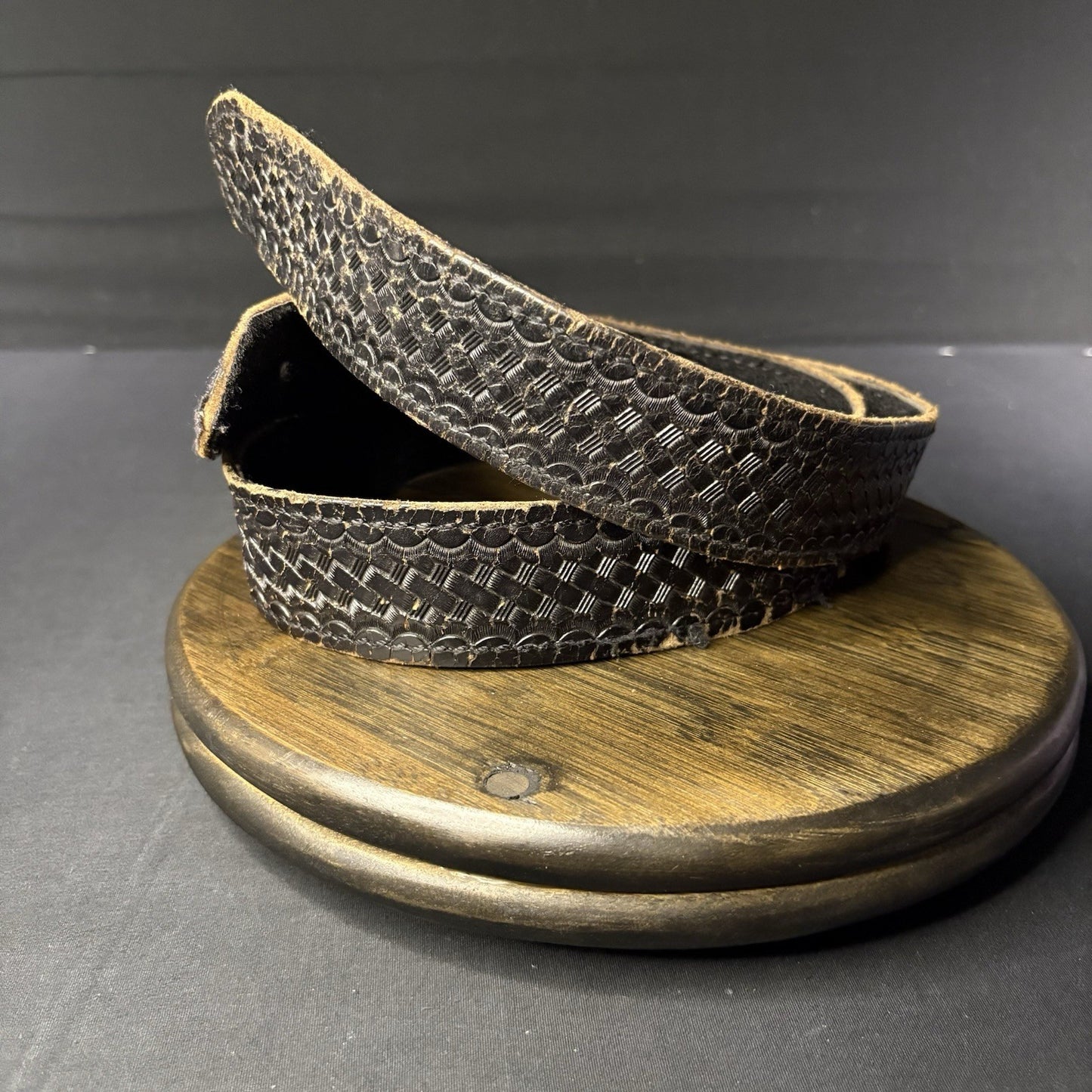 Leather Duty Belt Size: 40” Waist Buckle-less, Black Basket Weave ~DutyMan~1