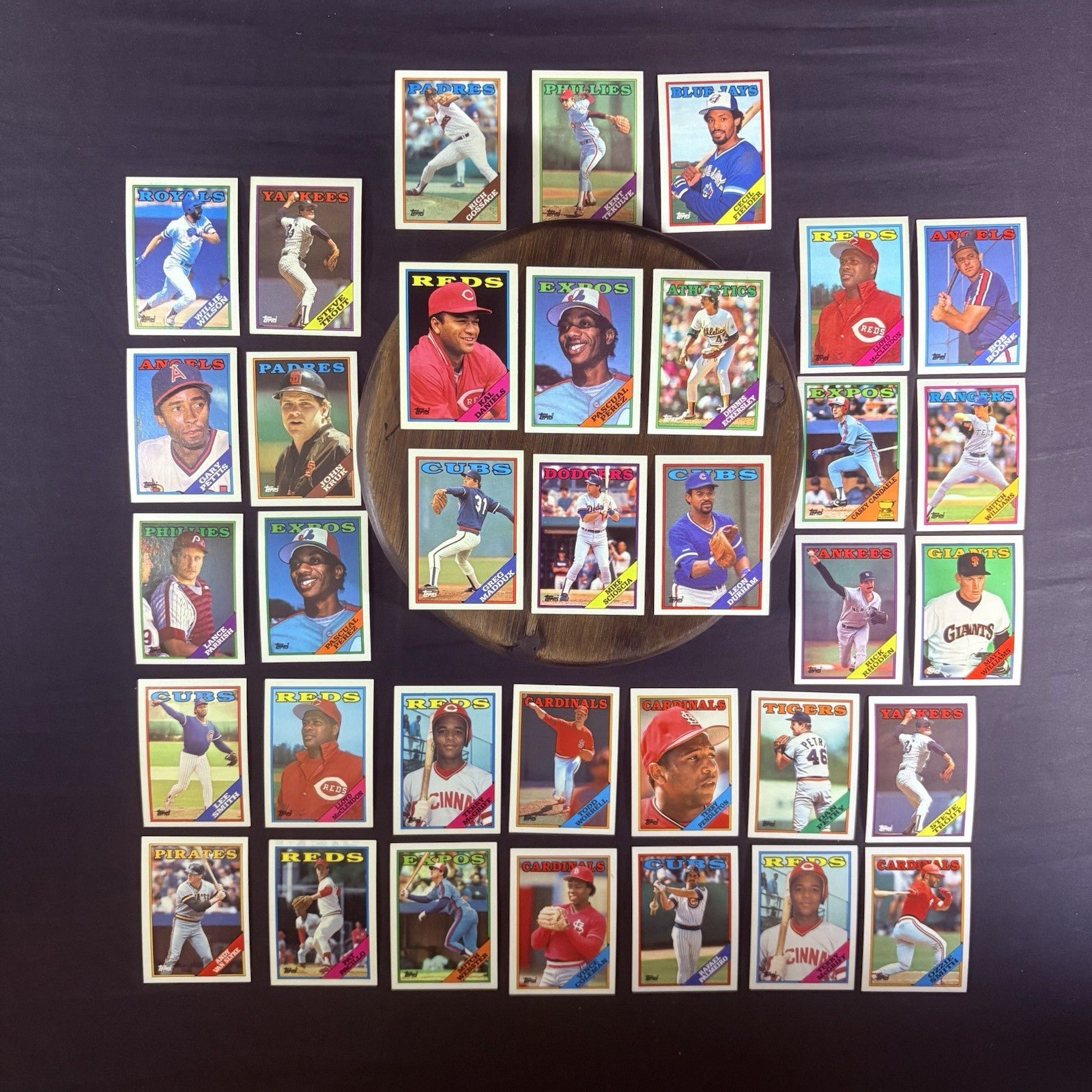 1988 TOPPS High Grade Baseball Card Lot Of 350