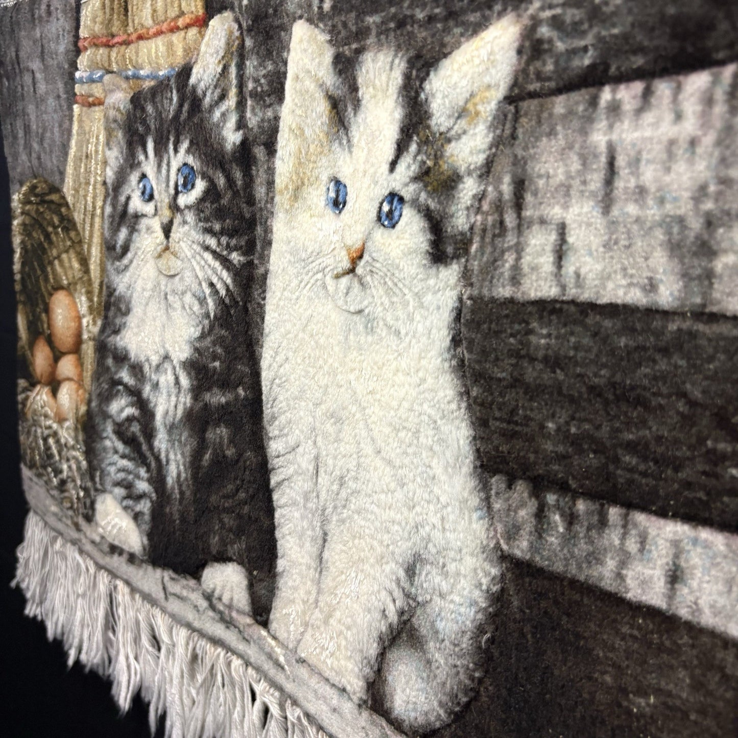 Pictorial Rug 3-D Kittens Tabrizz Hand Knotted 24”x16” w/Rug Hangers11