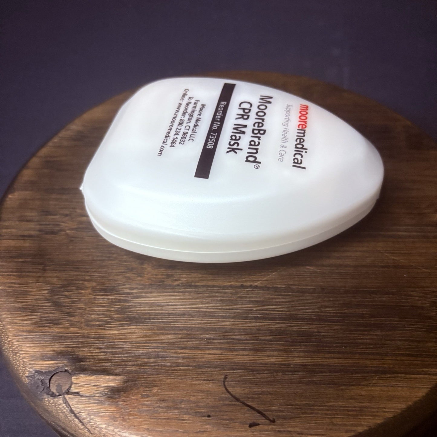 1 Pocket CPR mask in Hard Case - Mask With O2 Inlet One Way Valve & Hard Case10