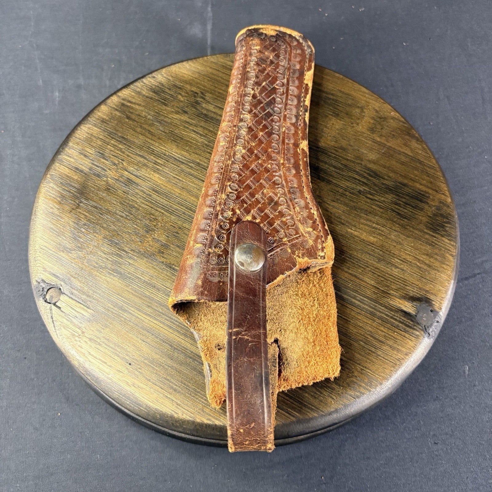 Vintage Chas. Blumel Hand Tooled Leather Revolver Holster7