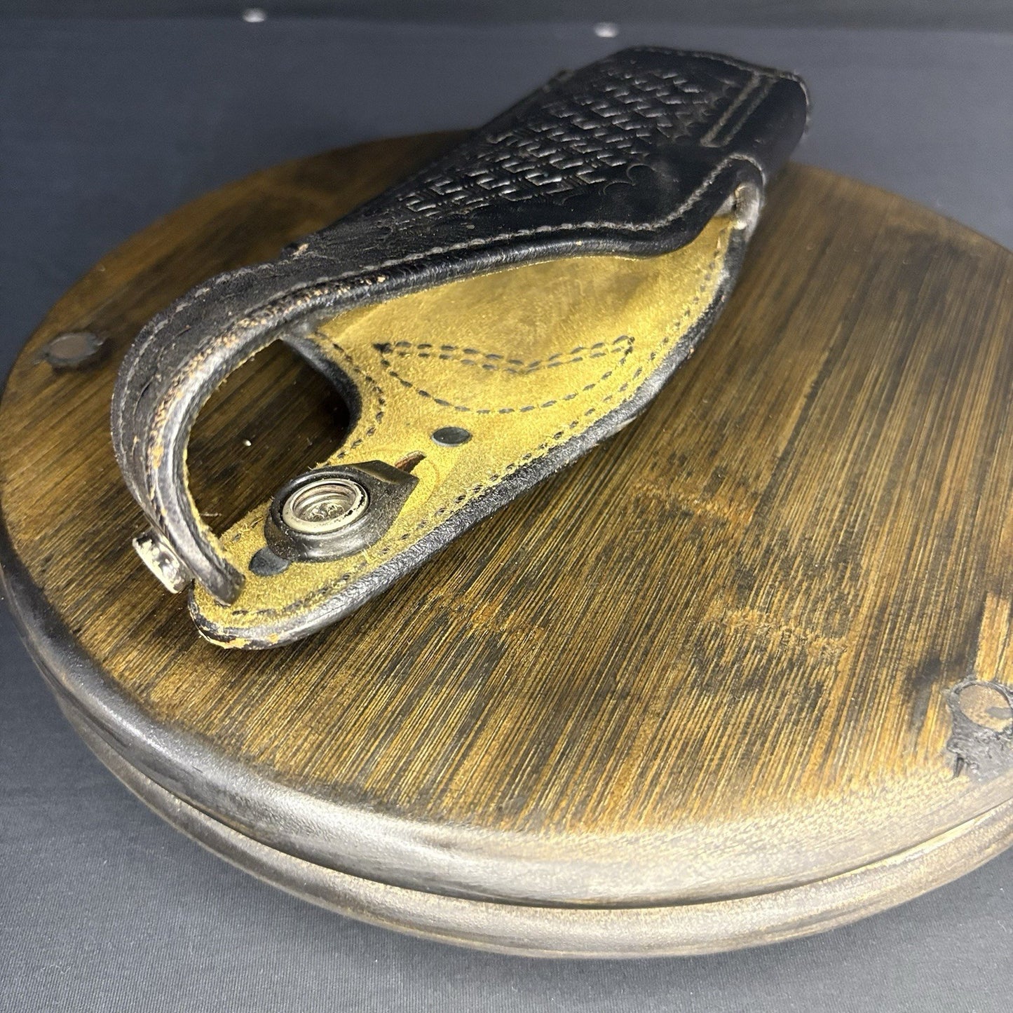 Safariland #2 Basket Weave Leather Holster for SigSauer 225, 2 1/4" Belt Loop RH6