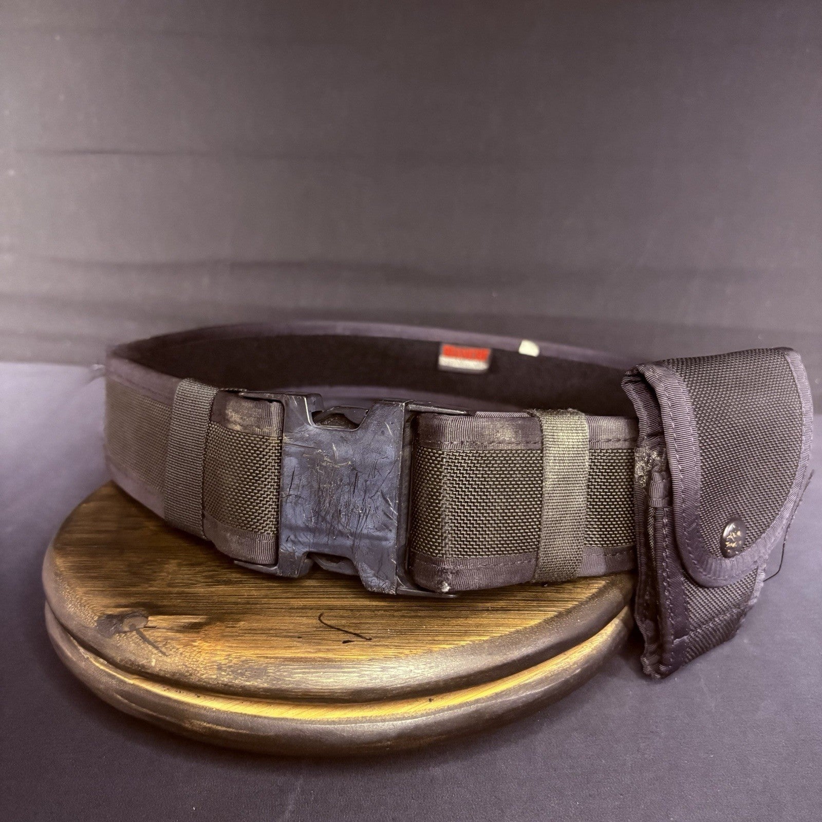 Bianchi Nylon Medium Belt Waist Size 34"- 40" AccuMold Duty Belt w/Handcuff Case1
