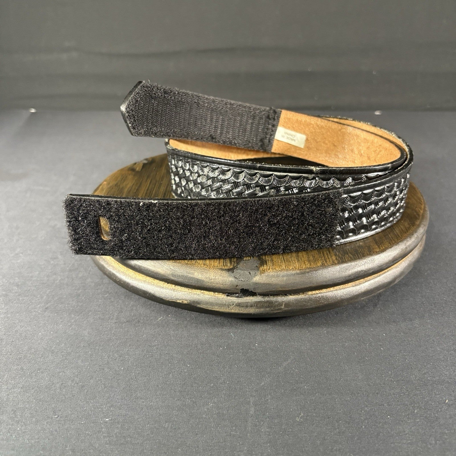 DutyMan Leather Duty Belt ( 1321 ) Size: 32, Black Basket Weave Buckle-less Belt0