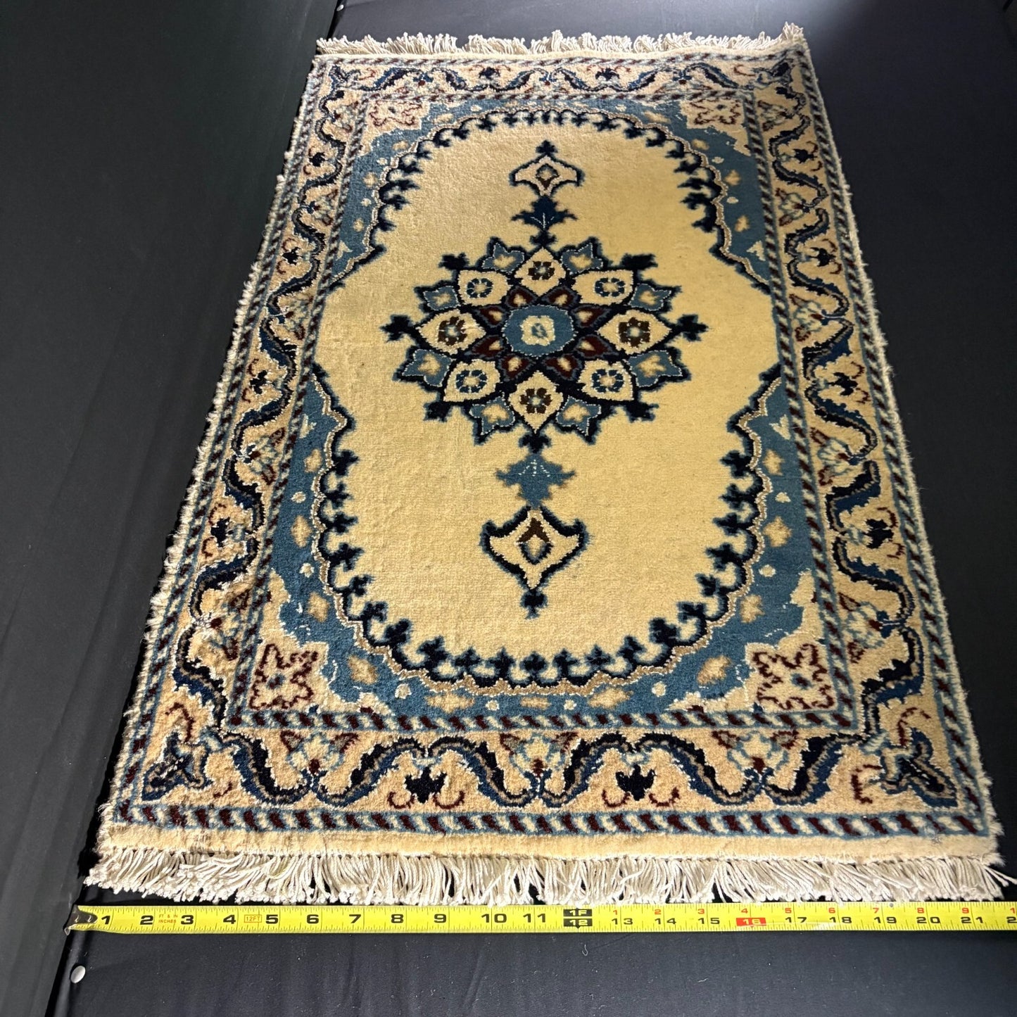 Rug Hand Knotted Medallion Rug 3’X2’ 54X88cm 144KPSI Semi-Antique3