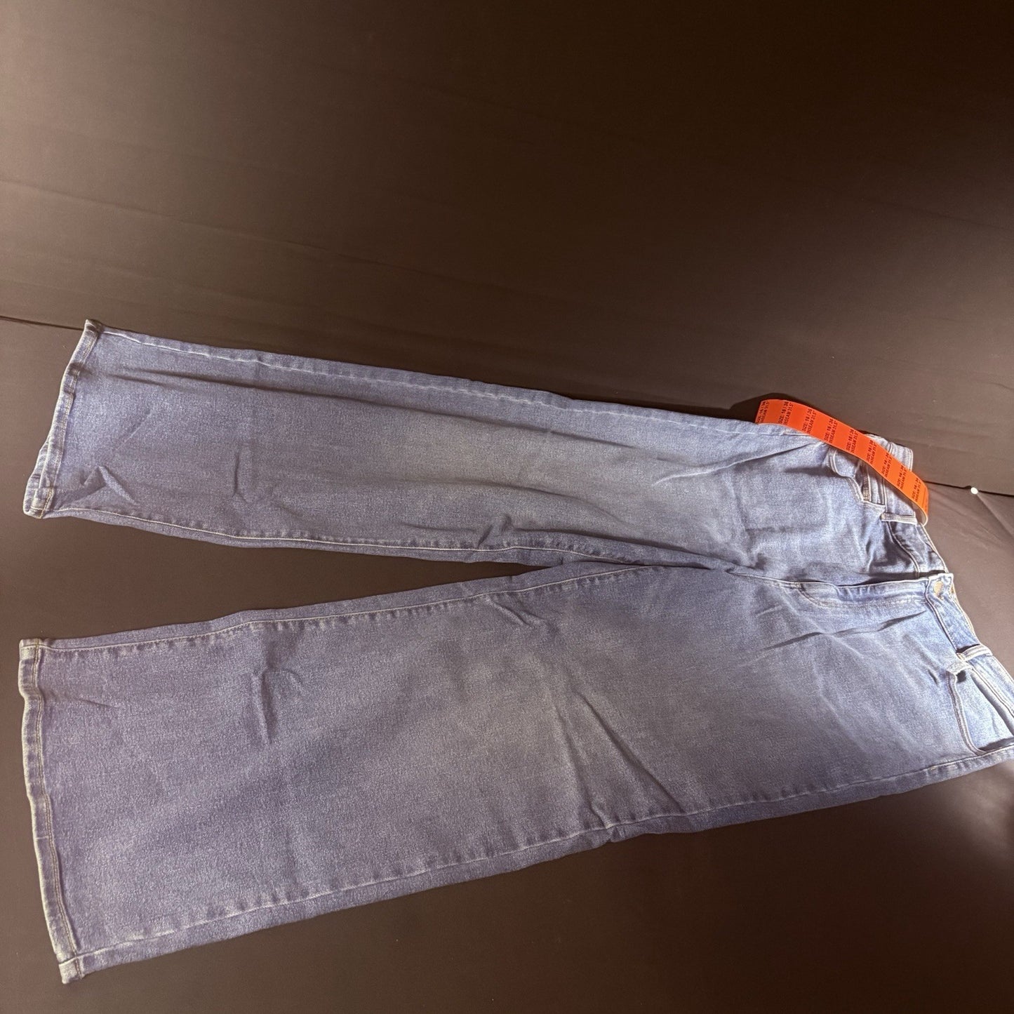 Well Worn Wide Leg High Rise Blue Jeans, SIZE 16/36 31.5" Long NWT0