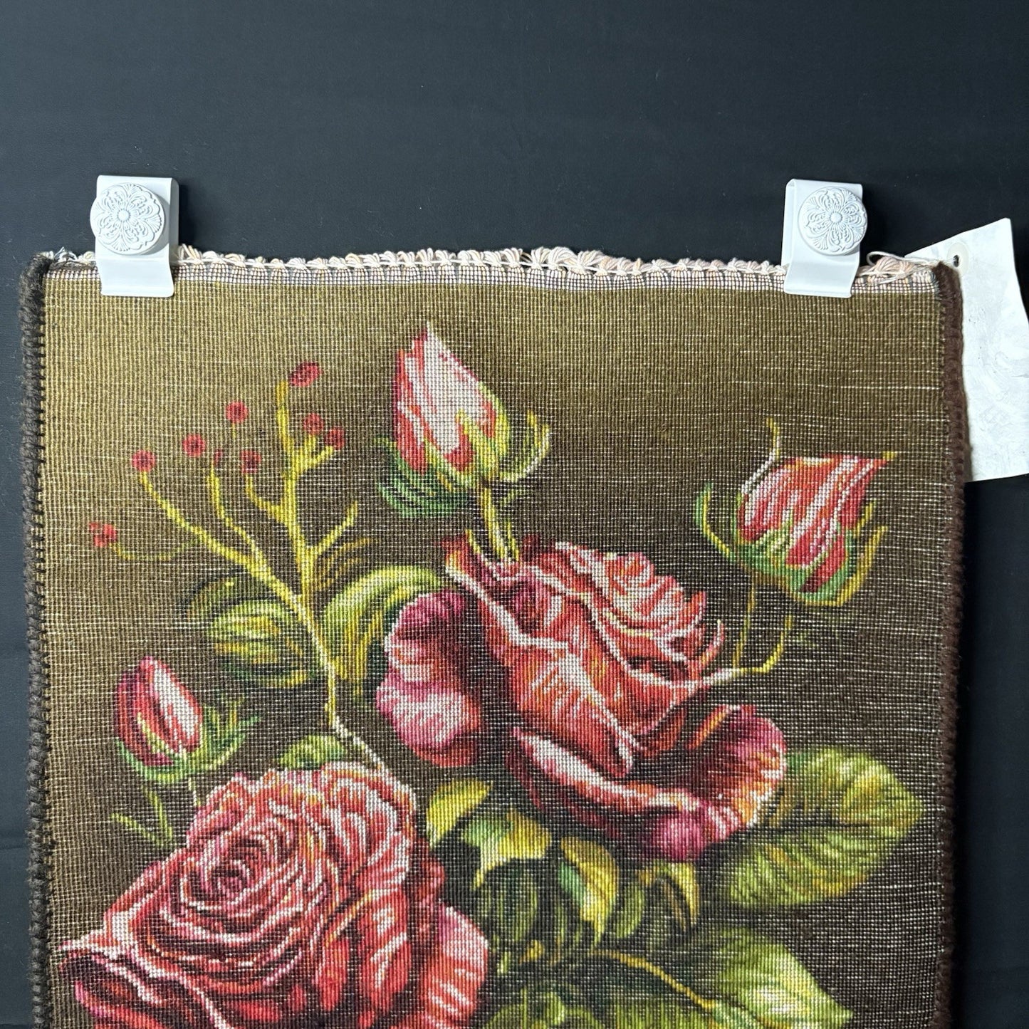 Pictorial Rug Hand Knotted Silk 3-D Roses 24”x16” 240KPSI w/Rug Hangers18