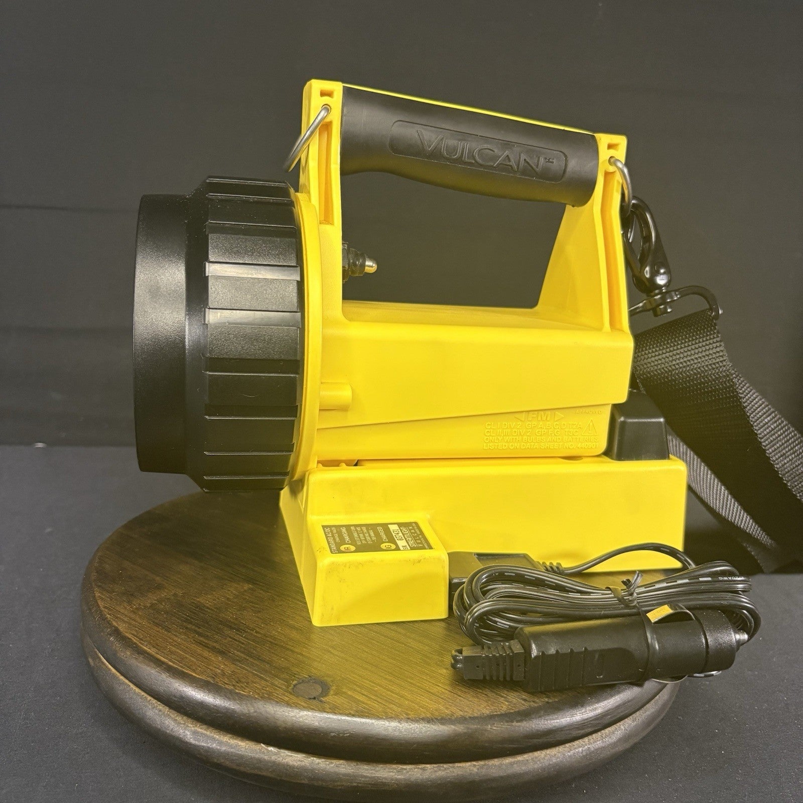 Streamlight Vulcan Flashlight ~Yellow~ Car Charger ~NEEDS NEW BATTERY~ USA Made3