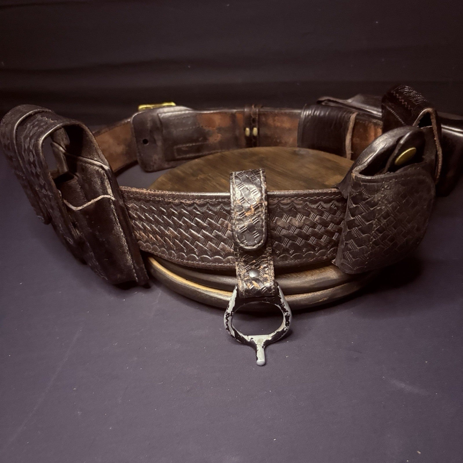 Full Leather Bianchi Duty Belt 38" w/Handcuff Case, Magazine Carrier, Baton Ring3