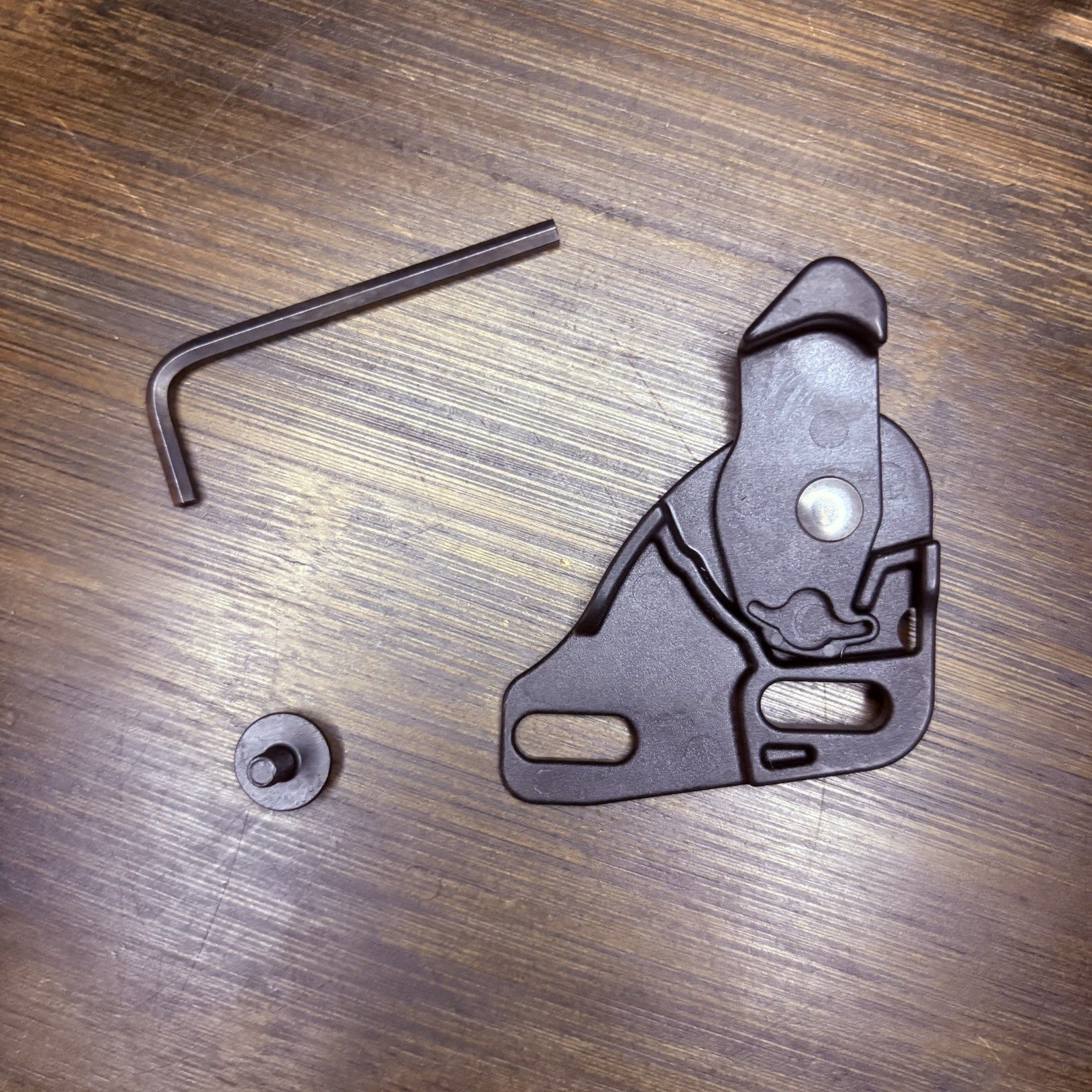 Safariland ALS Guard Right Hand 6006-1-21 For Model 6377 632