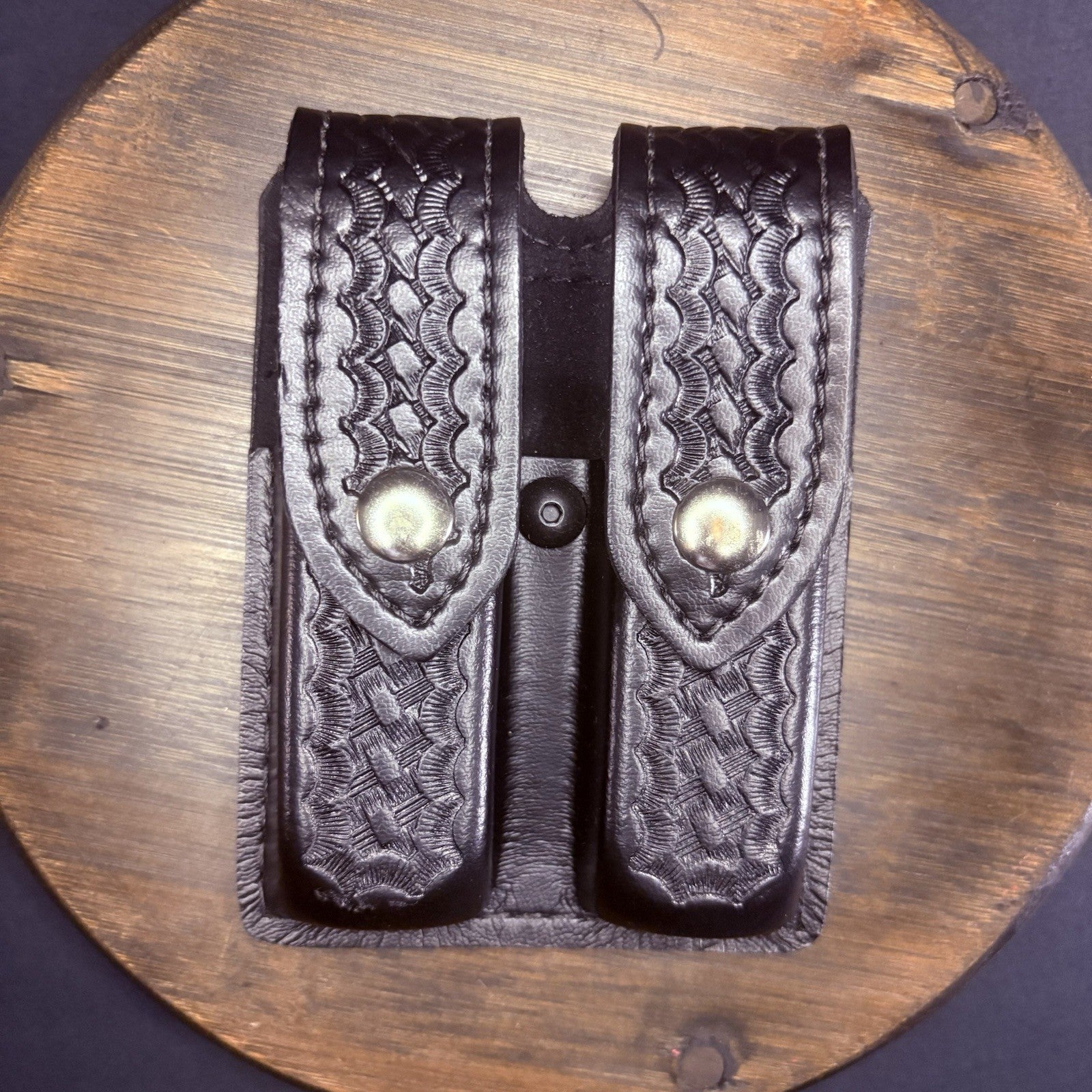 Safariland 77 Double Mag Pouch Leather Basket Weave Chrome Snap Glock 9mm .402