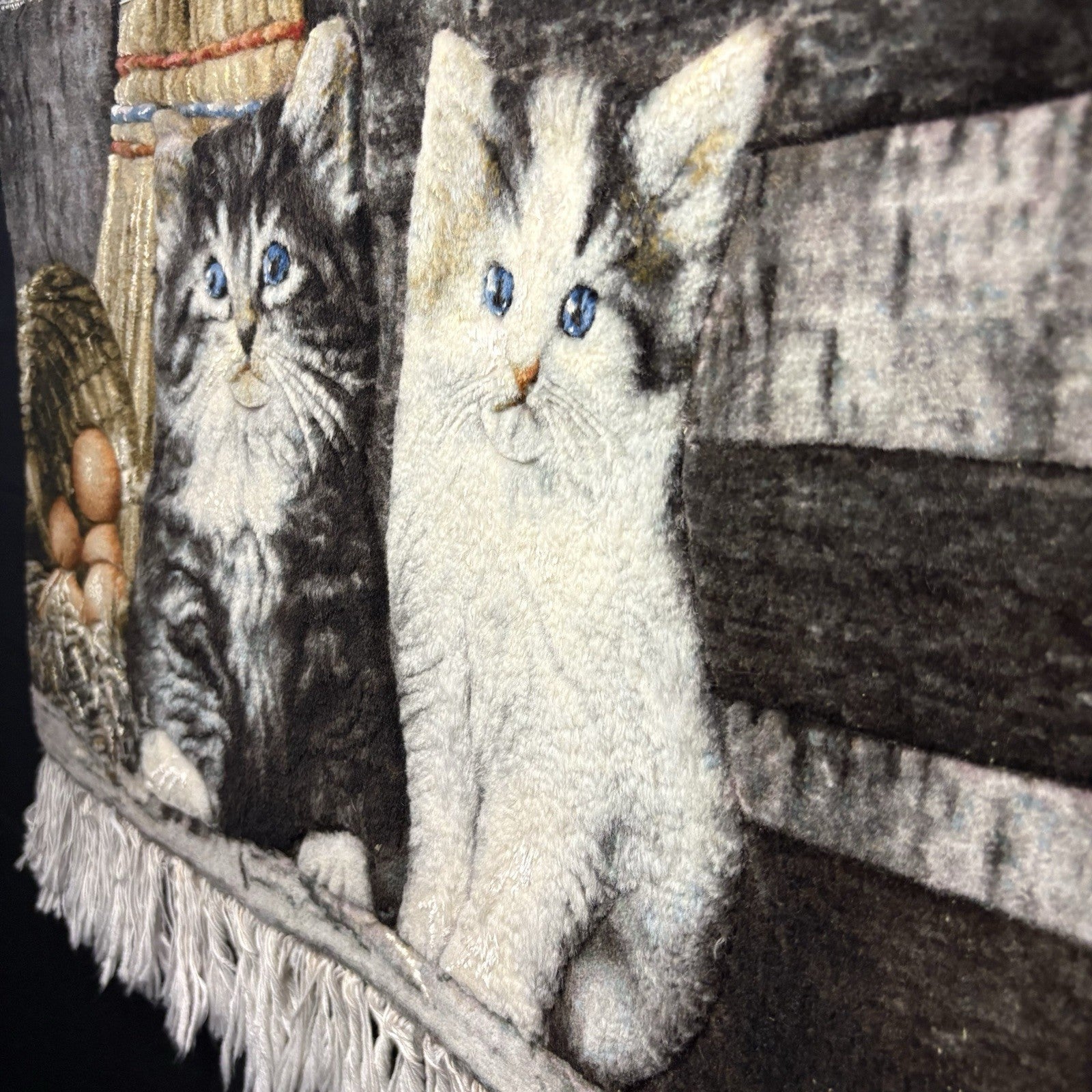 Persian Pictorial Rug 3D Kittens Tabrizz Hand Knotted 24”x16” w/Rug Hangers11
