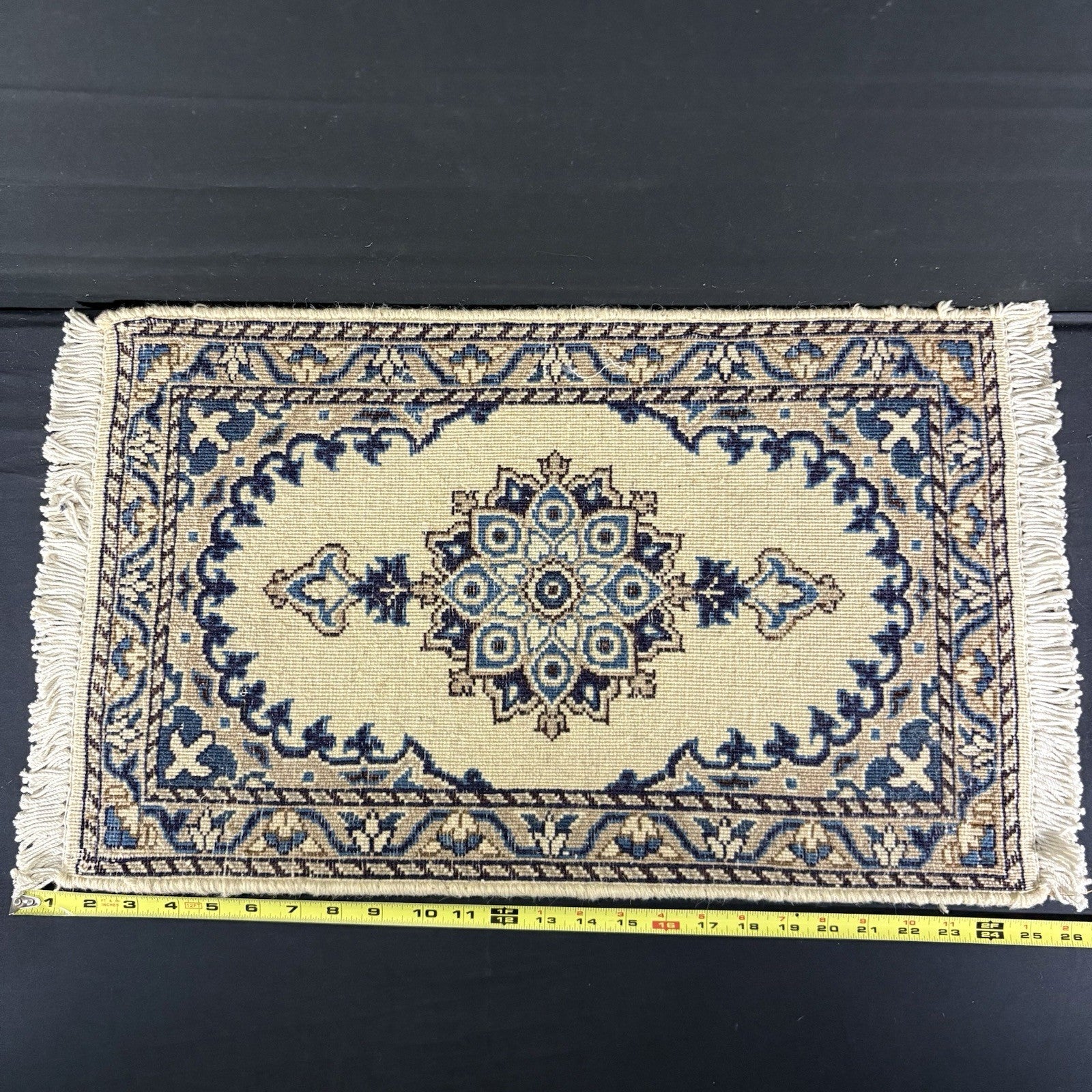 Persian Nain Rug Hand Knotted Blue Medallion 2'x1' or 24"x15" or 40cm X 60cm4