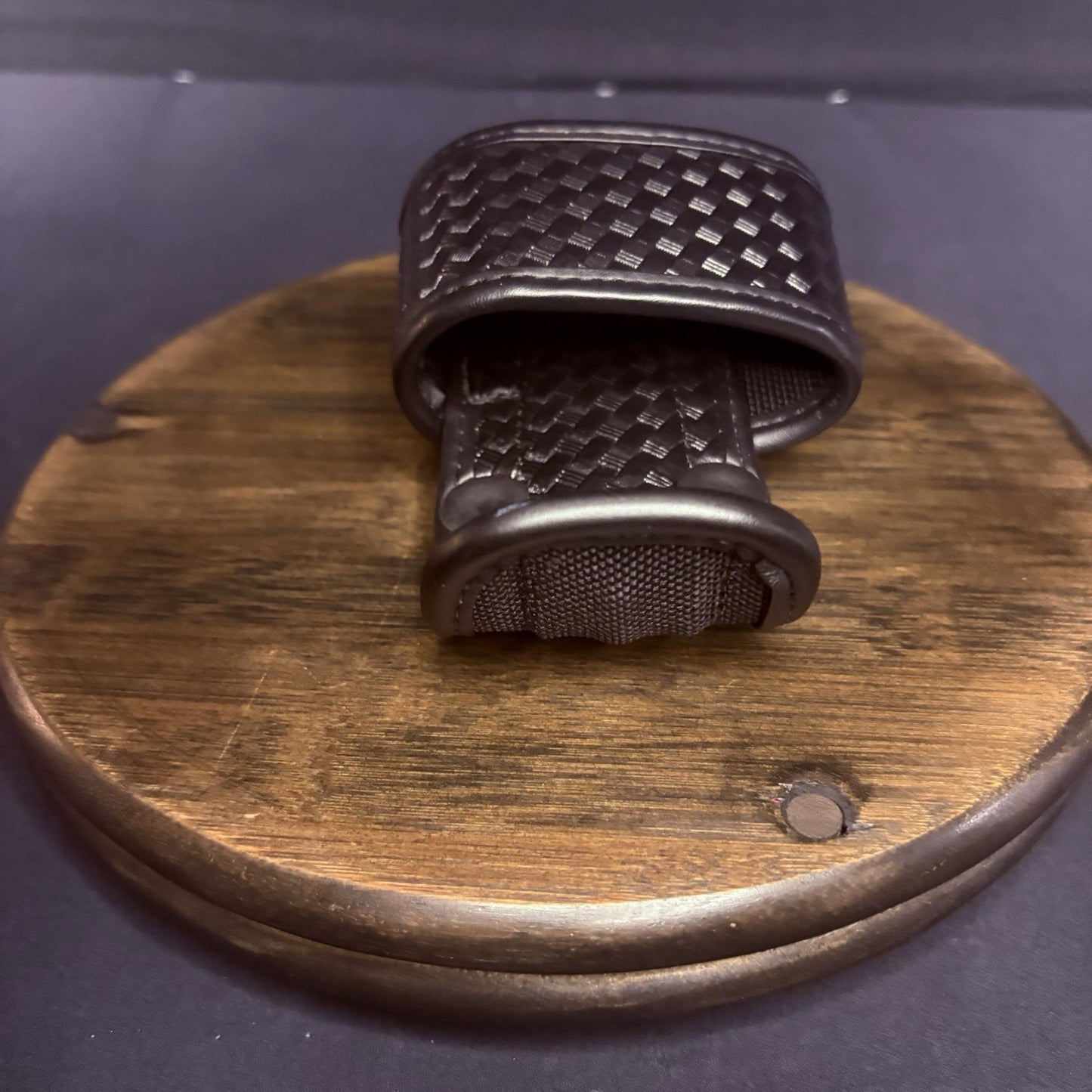 Bianchi Universal Radio Holder Model 7923 Size 1 Adjustable Basket Weave Leather3