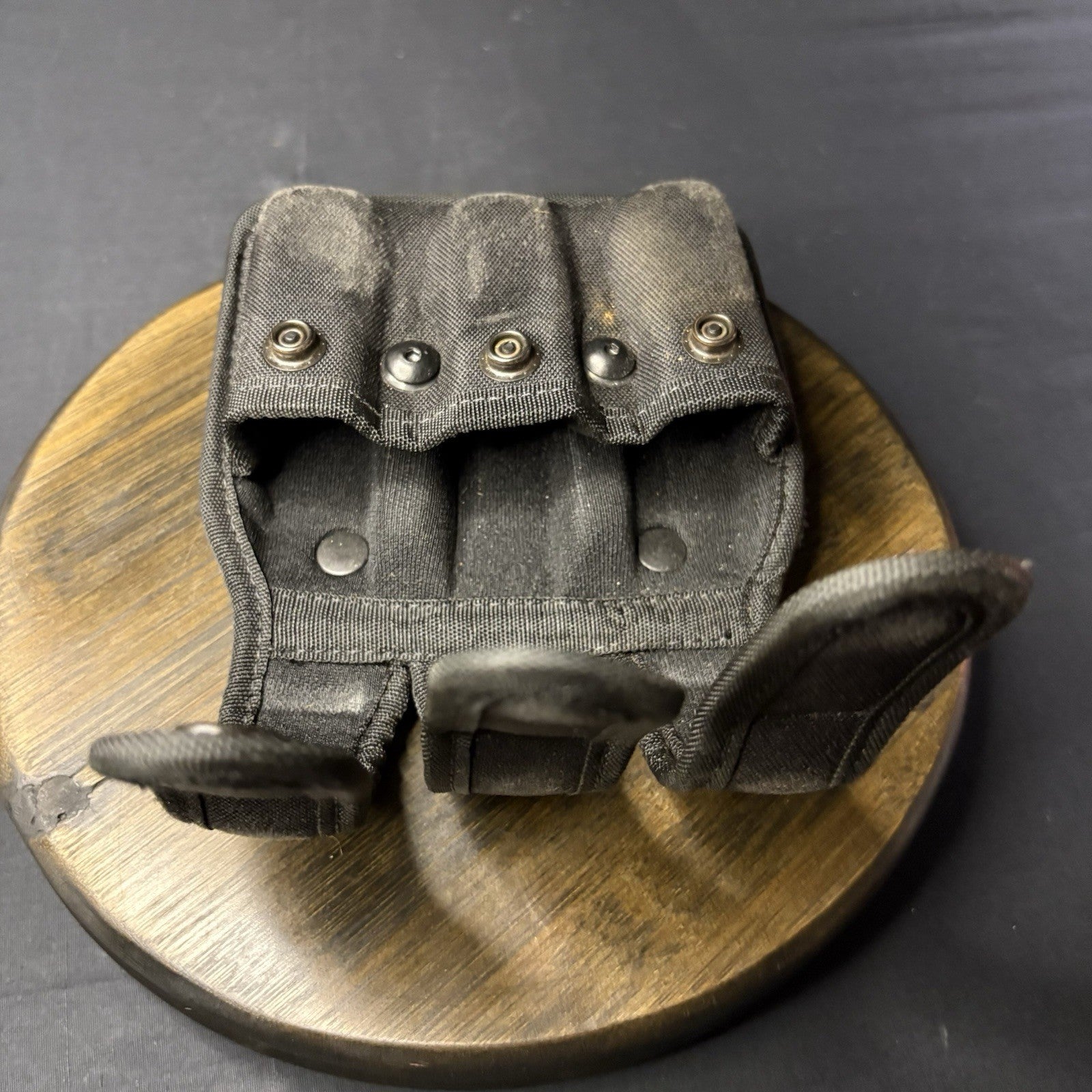 Bianchi 9mm Triple Magazine Pouch Nylon AccuMold For 9mm & .402