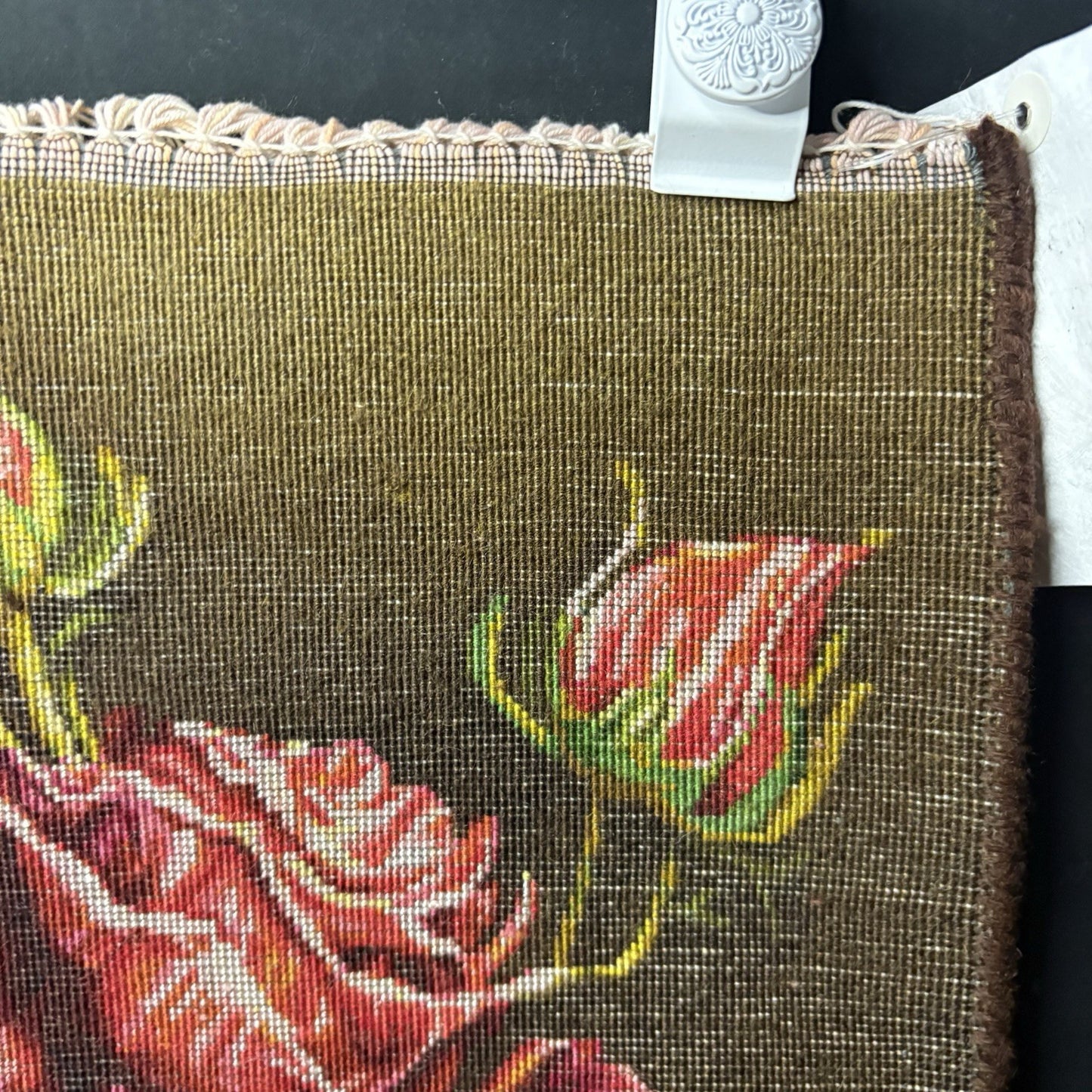 Pictorial Rug Hand Knotted Silk 3-D Roses 24”x16” 240KPSI w/Rug Hangers20