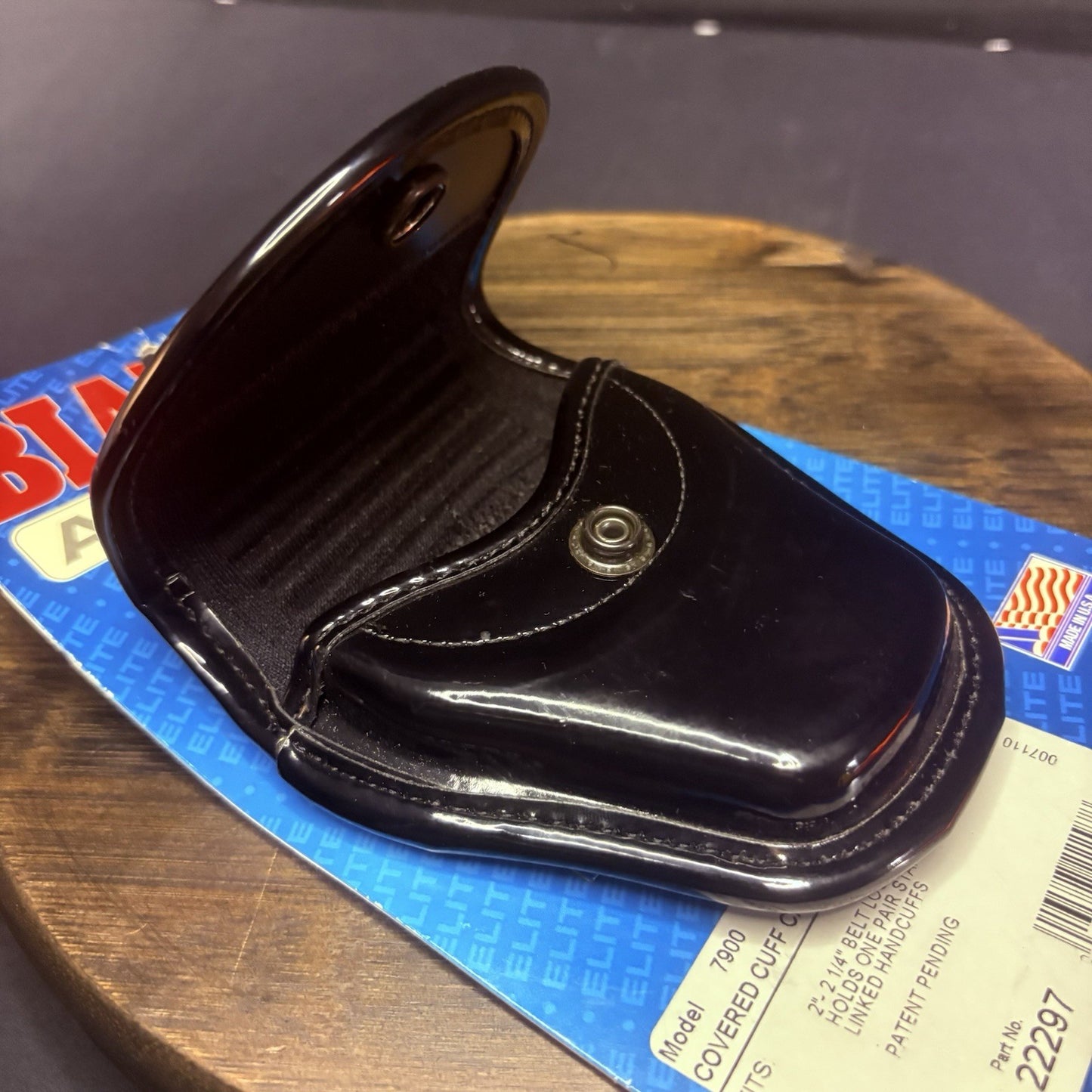 Bianchi Handcuff Case Model 7900 Plain Black AccuMold Elite Covered 222973
