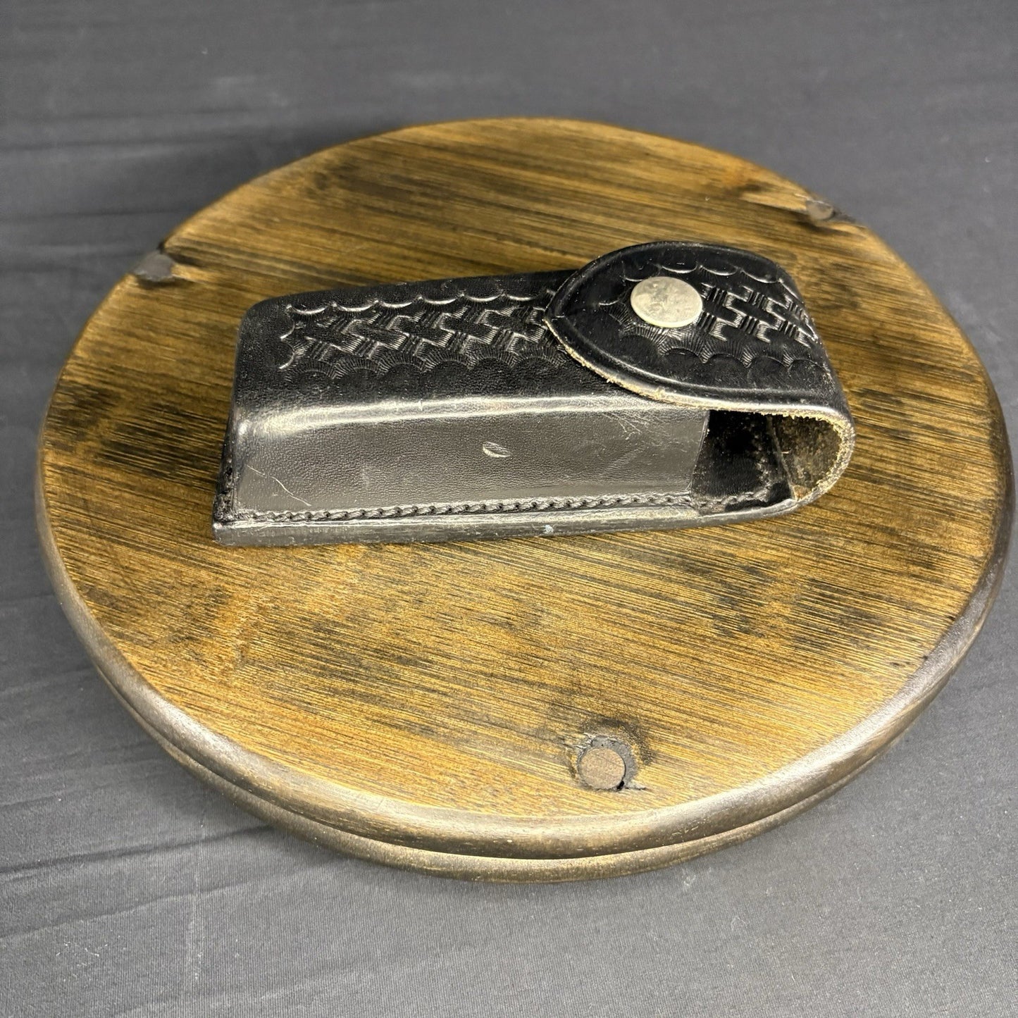 Safariland 89 Single Chrome Button Leather Basket Weave Pouch For S&W 39 .453