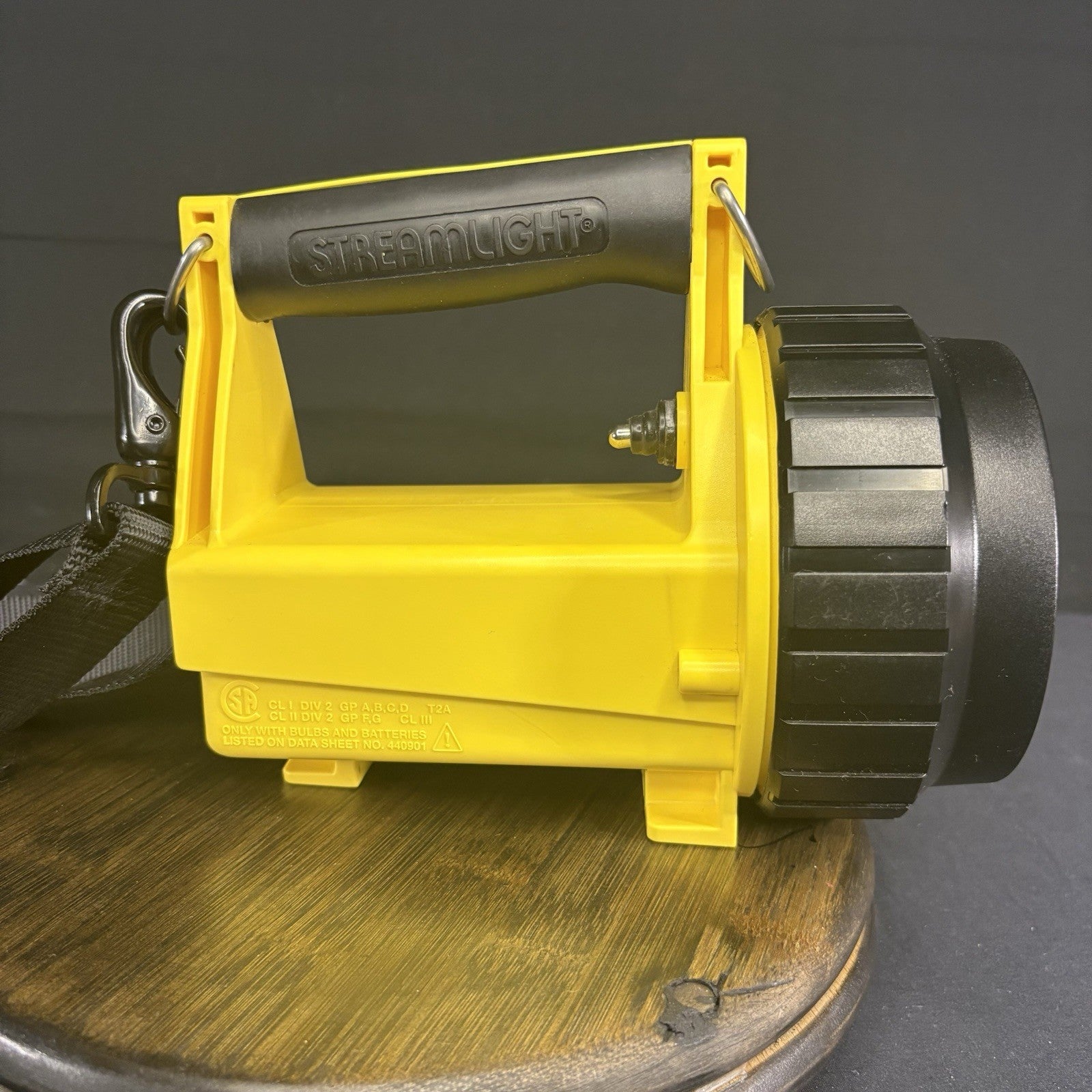 Streamlight Vulcan Flashlight ~Yellow~ Car Charger ~NEEDS NEW BATTERY~ USA Made5