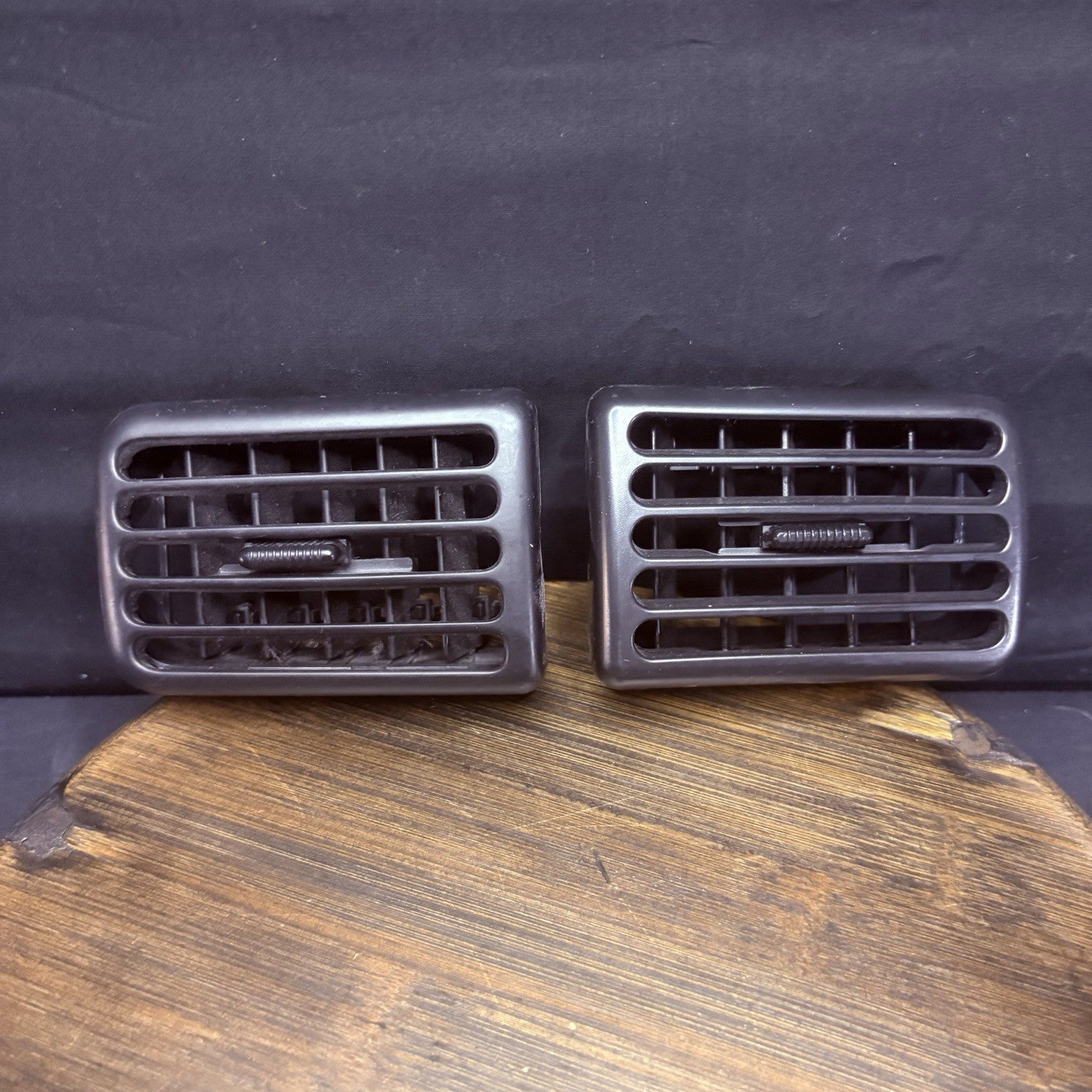98-2001 Dodge Ram 1500 2500 3500 Dash Center Vents Black OEM (Set Of 2)0