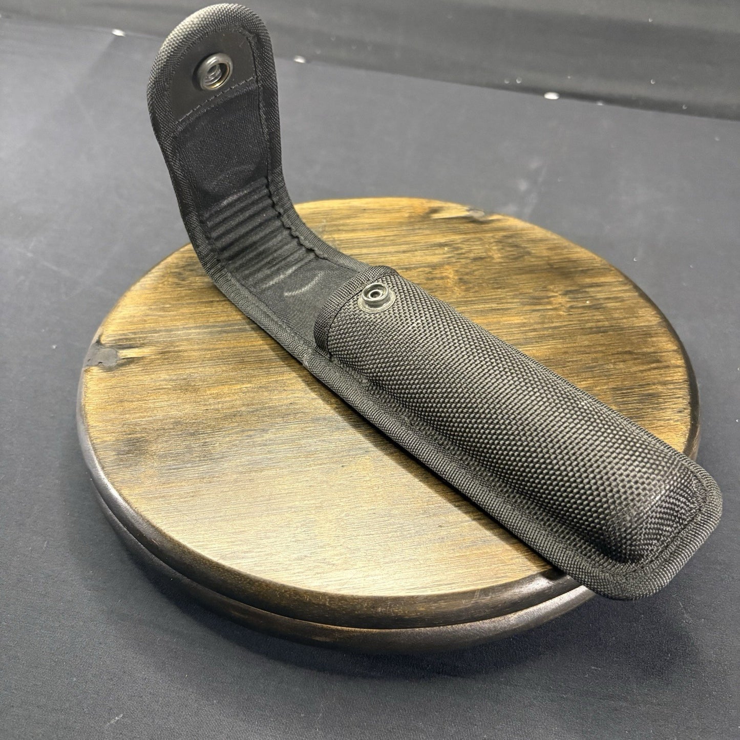 Bianchi AccuMold 7313 Baton/ Flashlight Holder For 21” Baton Or 8” Light2