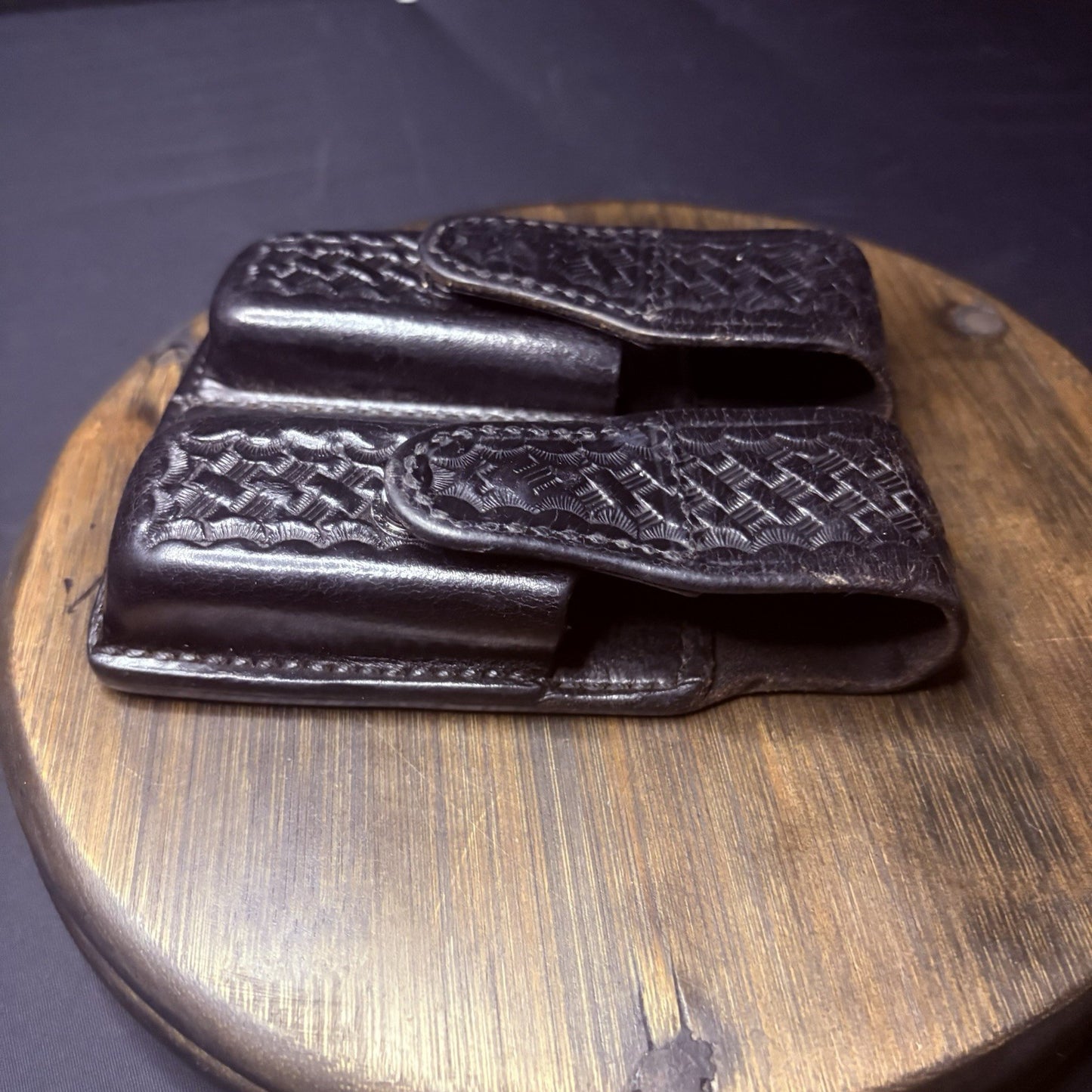 Bianchi Magazine Pouch 9mm Auto Dedicated (20W) Black Leather Basketweave4