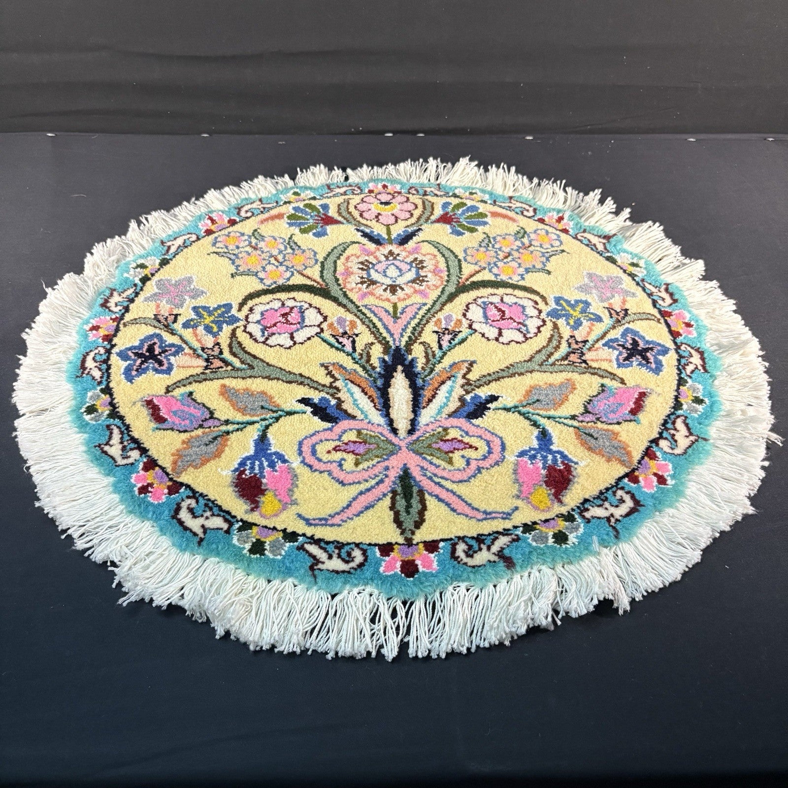 Round Flower Rug Yellow Hand Knotted Size 20”x20” Or 50cm X 50cm3