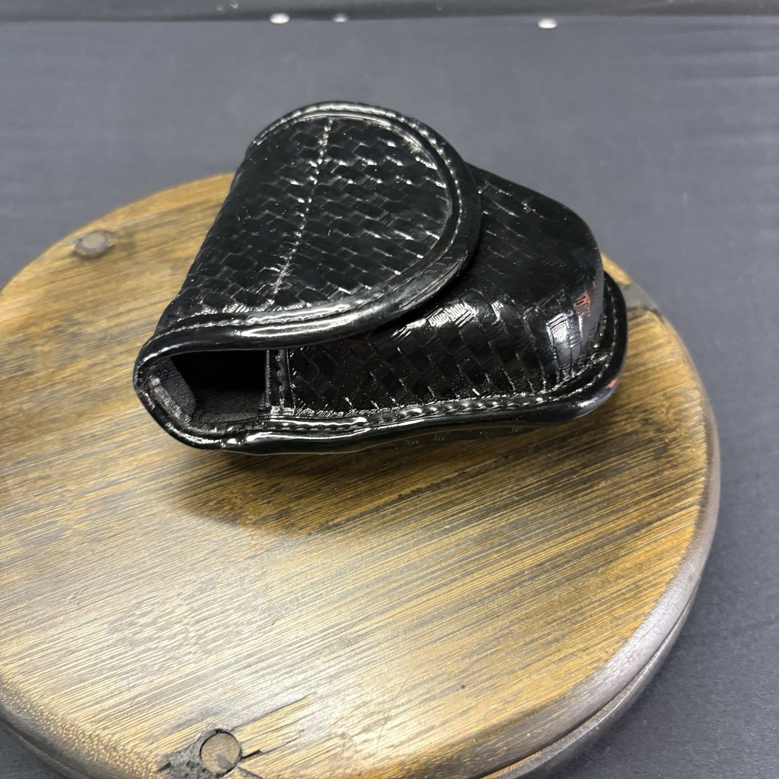 Bianchi Double Handcuff Case 7917 AccuMold Elite Covered Hidden Snap NICE5