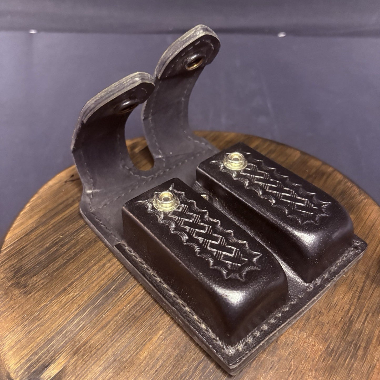 Safariland 77 Double GLOCK 20/21 Magazine Pouch Leather Basketweave Hidden Snap1
