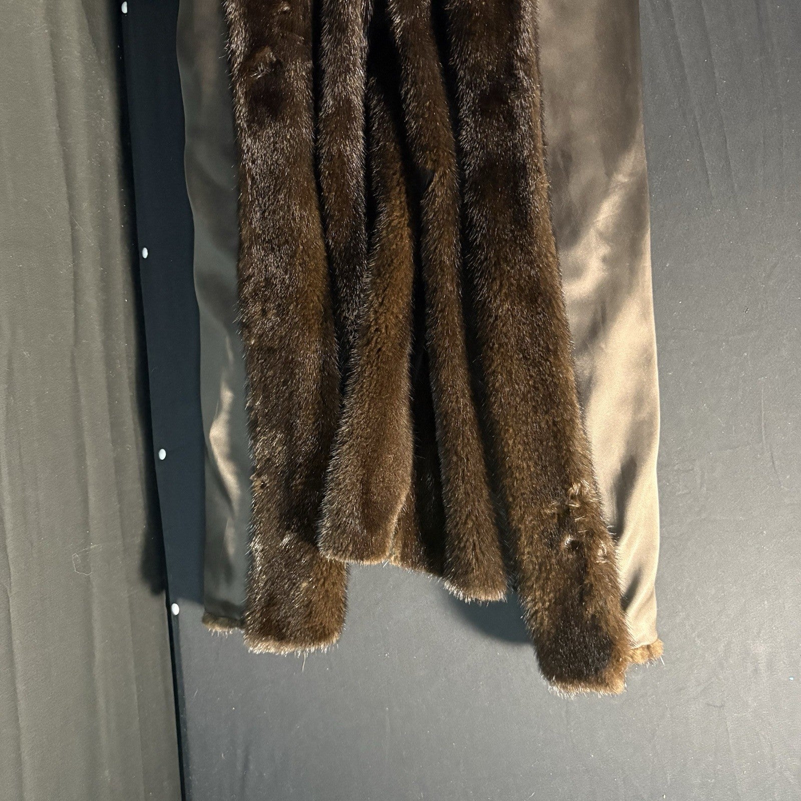 Burberry Fur Coat Mink Over Coat Women’s Size Medium Camel Hair w/Removable Mink22