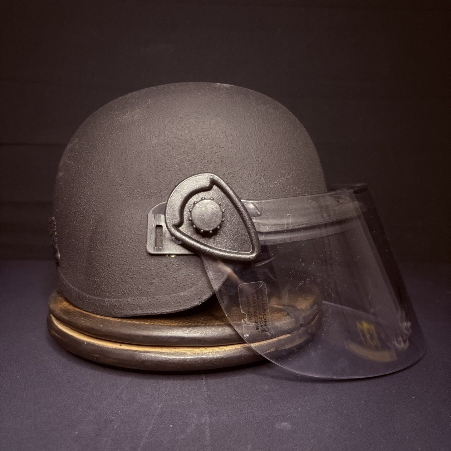 Protech Bullet Proof Helmet 3A IIIA Size Medium Removable Face Shield (SHORT)0