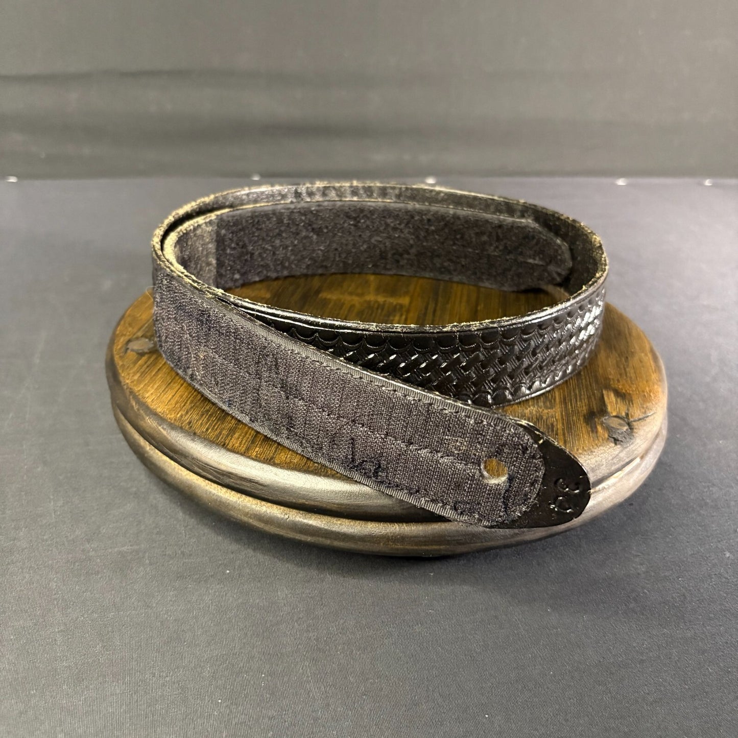 Bianchi  Buckless Duty Belt 34" Waist Black Basket Weave Leather1