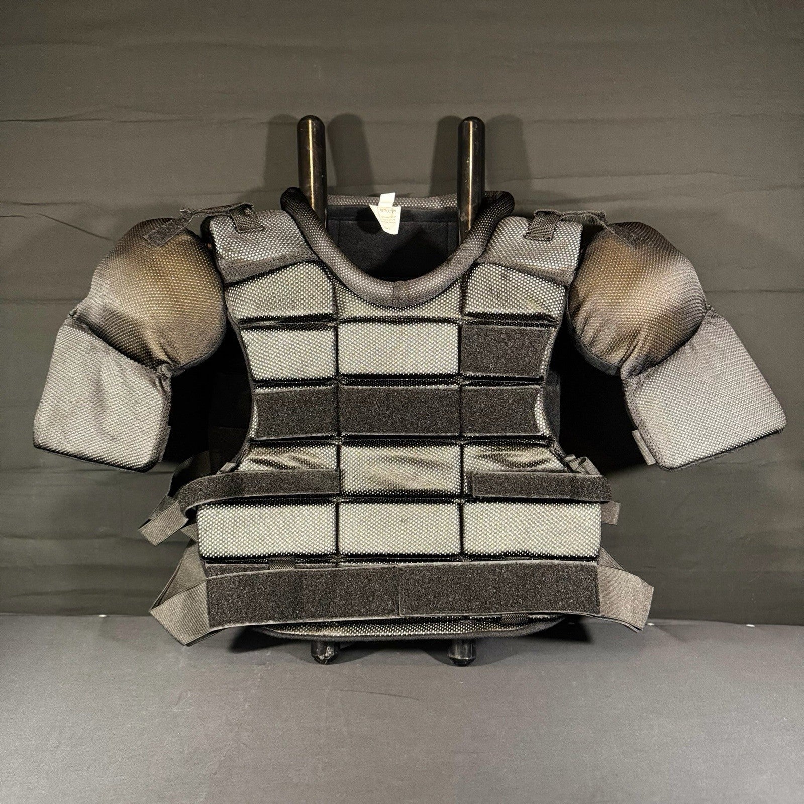 Riot Gear 2000 Tactical Vest And Riot Shin Guards1