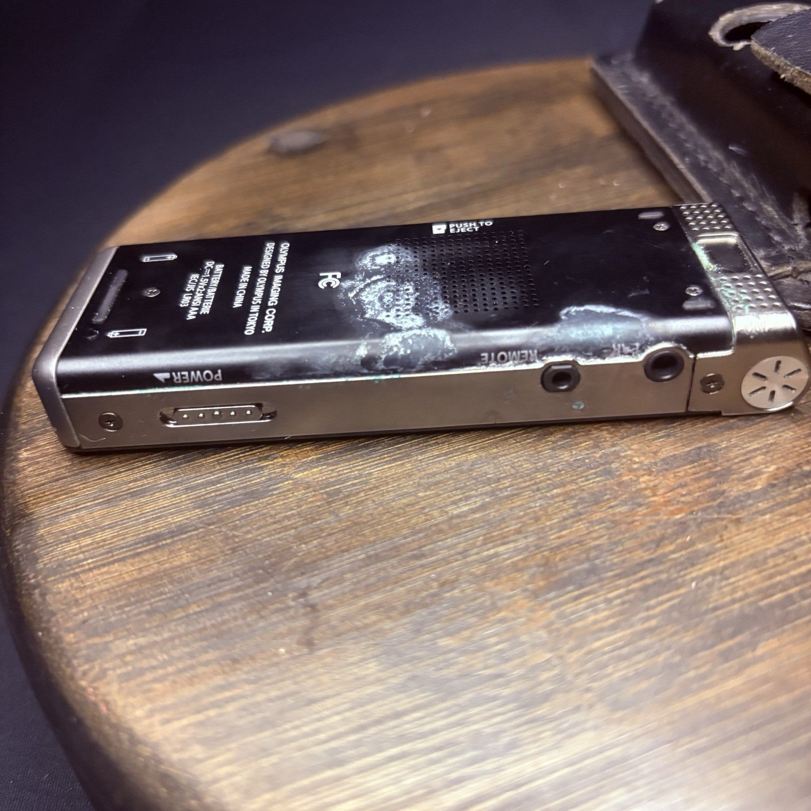 Olympus Puma 4 Law Enforcement Micro SD Voice Recorder w/Leather Case (Untested)7