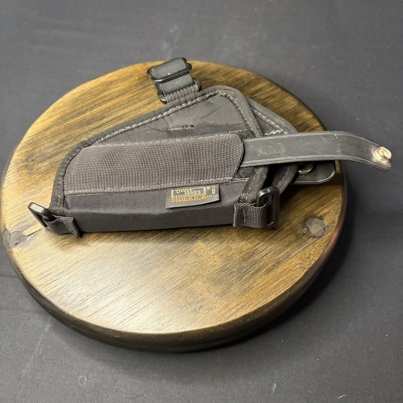 Uncle Mikes Shoulder Holster For 2-3" Barrel Small/Medium Double Action Revolver4