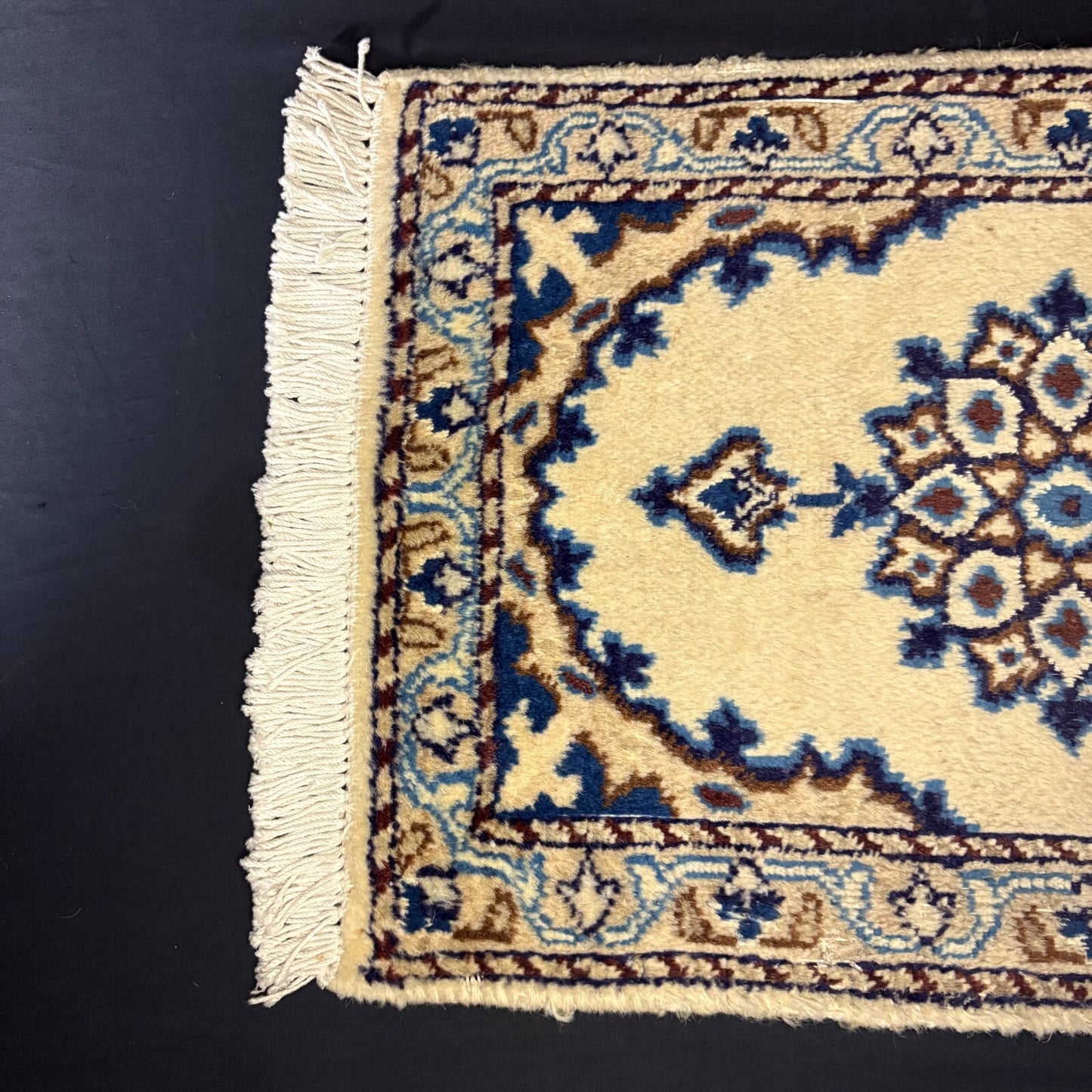 Persian Nain Rug Hand Knotted Blue Medallion 2'x1' or 23"x15" or 35cm X60cm 4