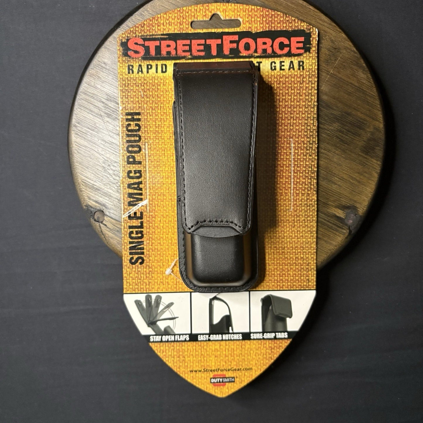 Leather Magazine Carrier ~Spring Loaded~ Pouch  .40, .357, 9mm Rapid Deployment0