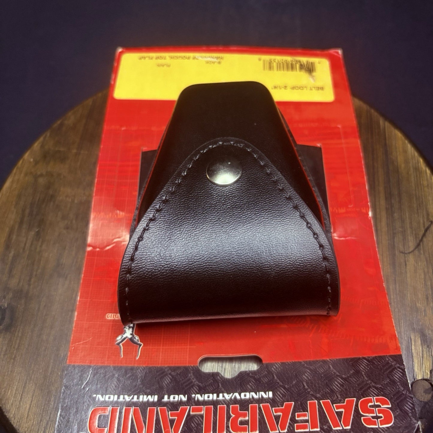 Safariland 190-2M Handcuff Pouch Plain Black Leather Top Flap Chrome Snap7