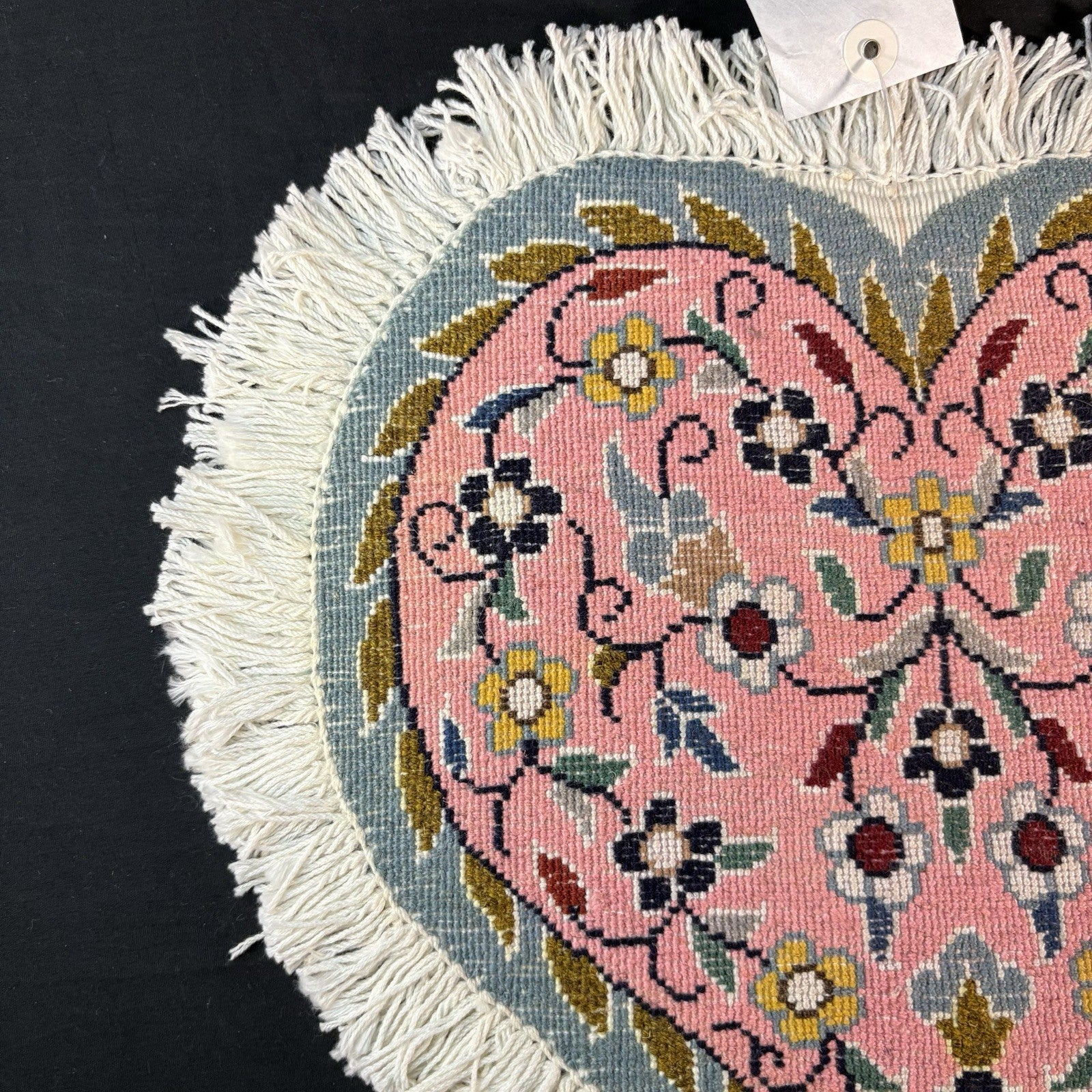 Heart Shape Pink Rug Flower Hand Knotted 13”x12” Very Rare 225KPSI17