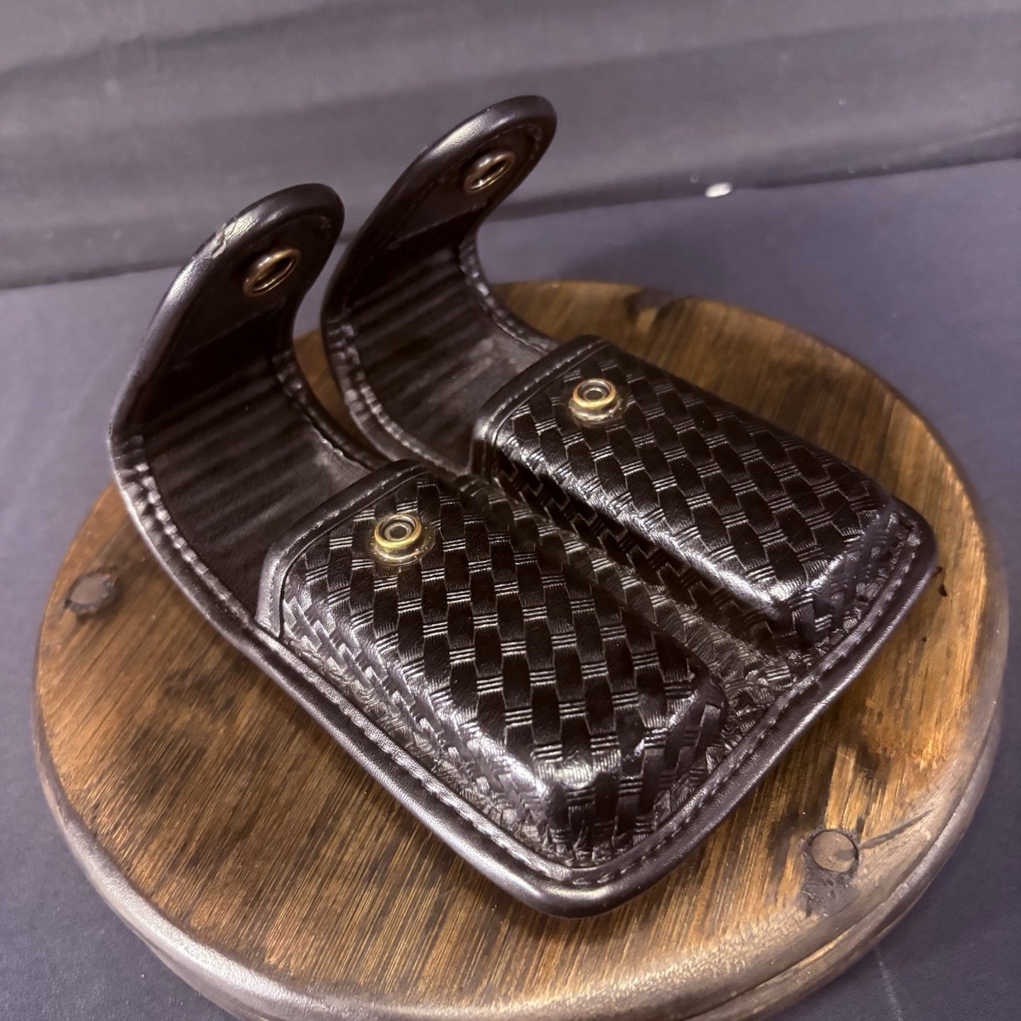 Bianchi 7902 Double Magazine Pouch 10mm/.45 Double Stack Mag Size 4 Basket Weave1