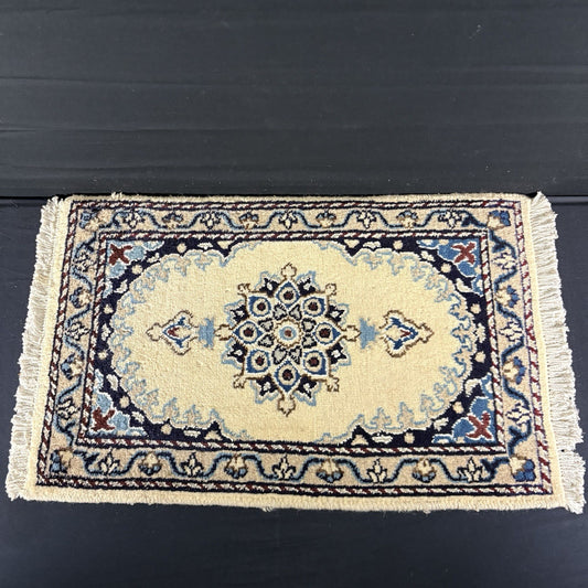 Persian Nain Rug Hand Knotted Blue Medallion 2'x1' or 25"x16" or 40cm X60cm0