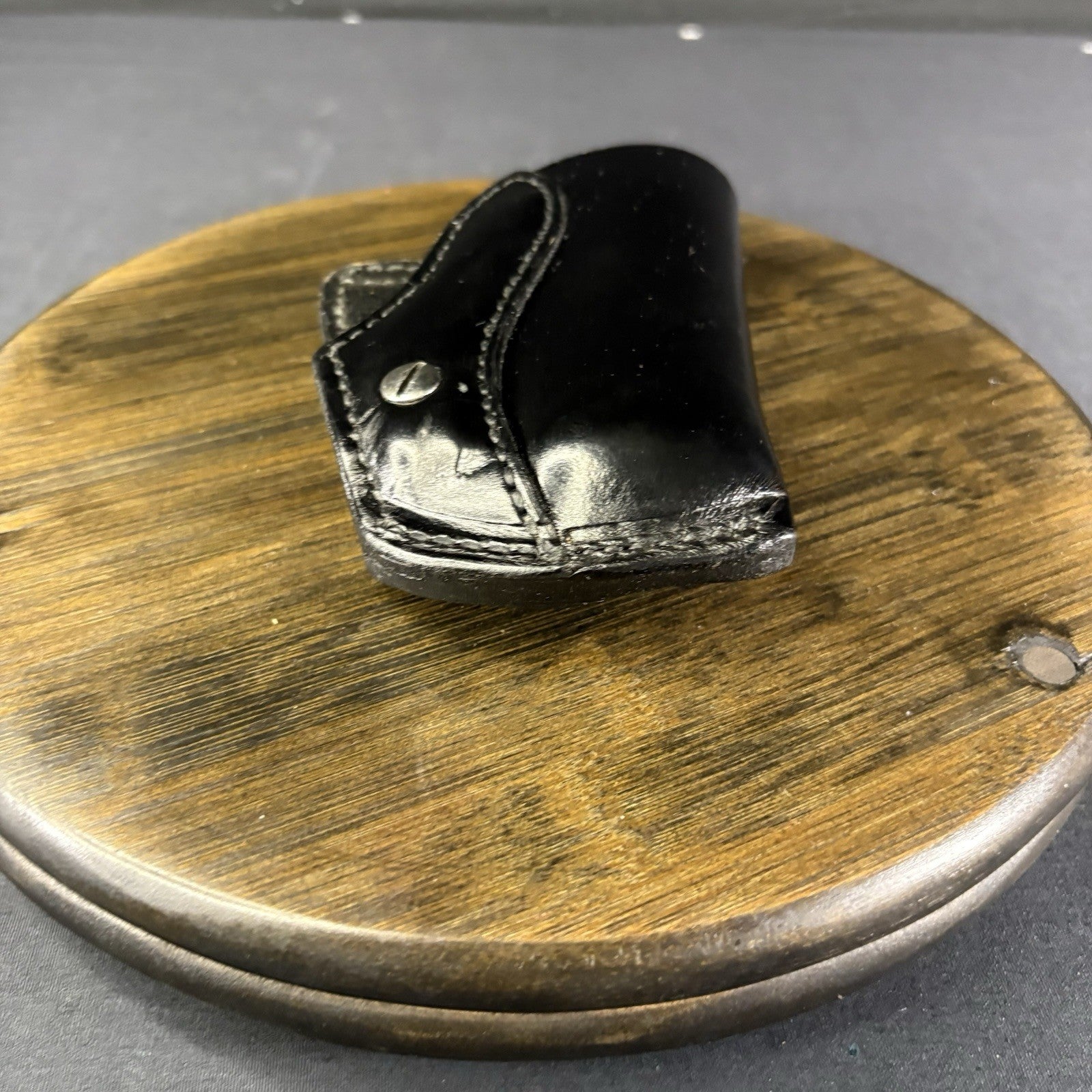 Hunter 33 26P2M Leather Holster For Small Autos With Adjustable Retention Screw6