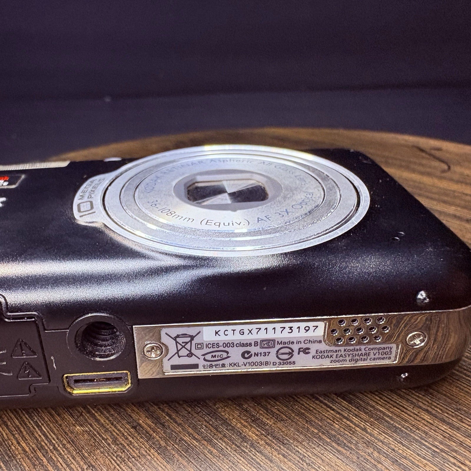 Kodak EasyShare V1003 10MP Digital Camera w/Case & Battery, Black, FREE SHIPPING11