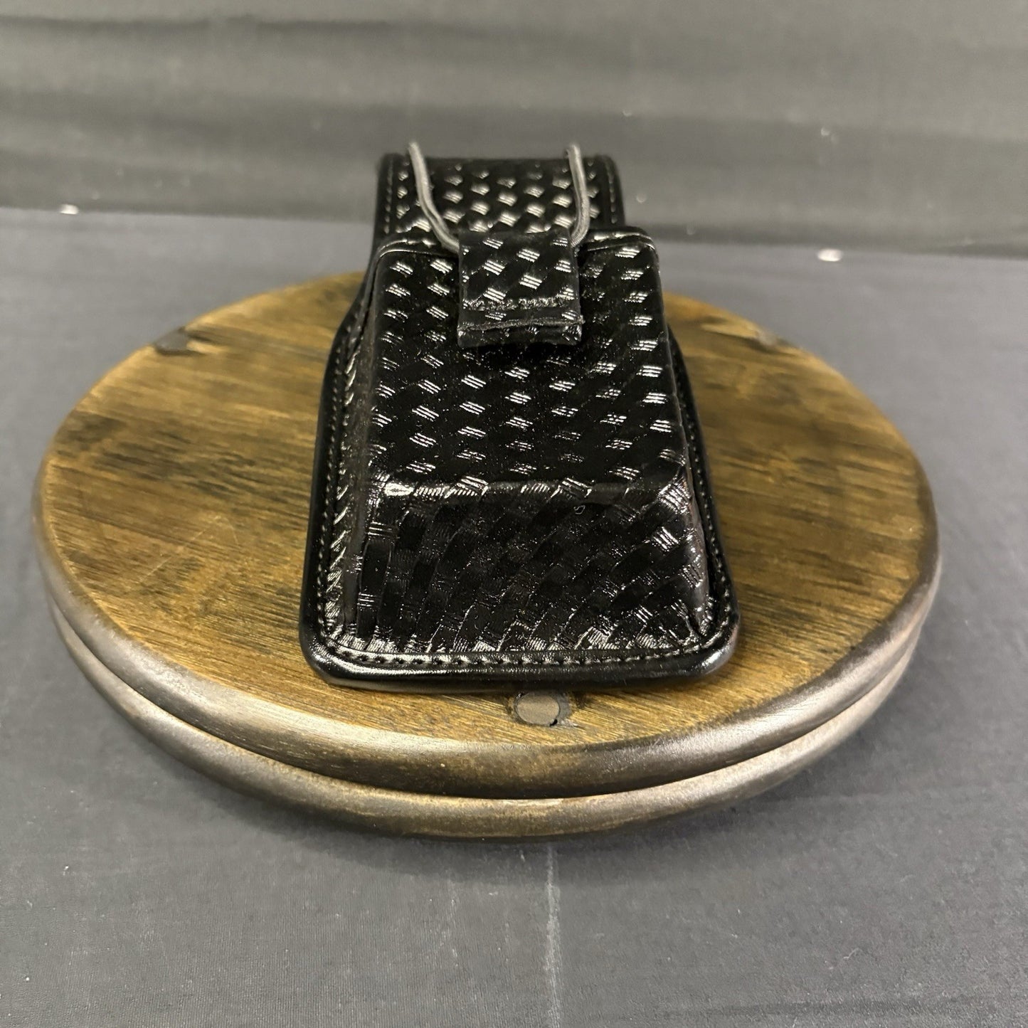 Bianchi Universal Radio Holder Swivel Back Accumold Elite Leather Basket Weave4