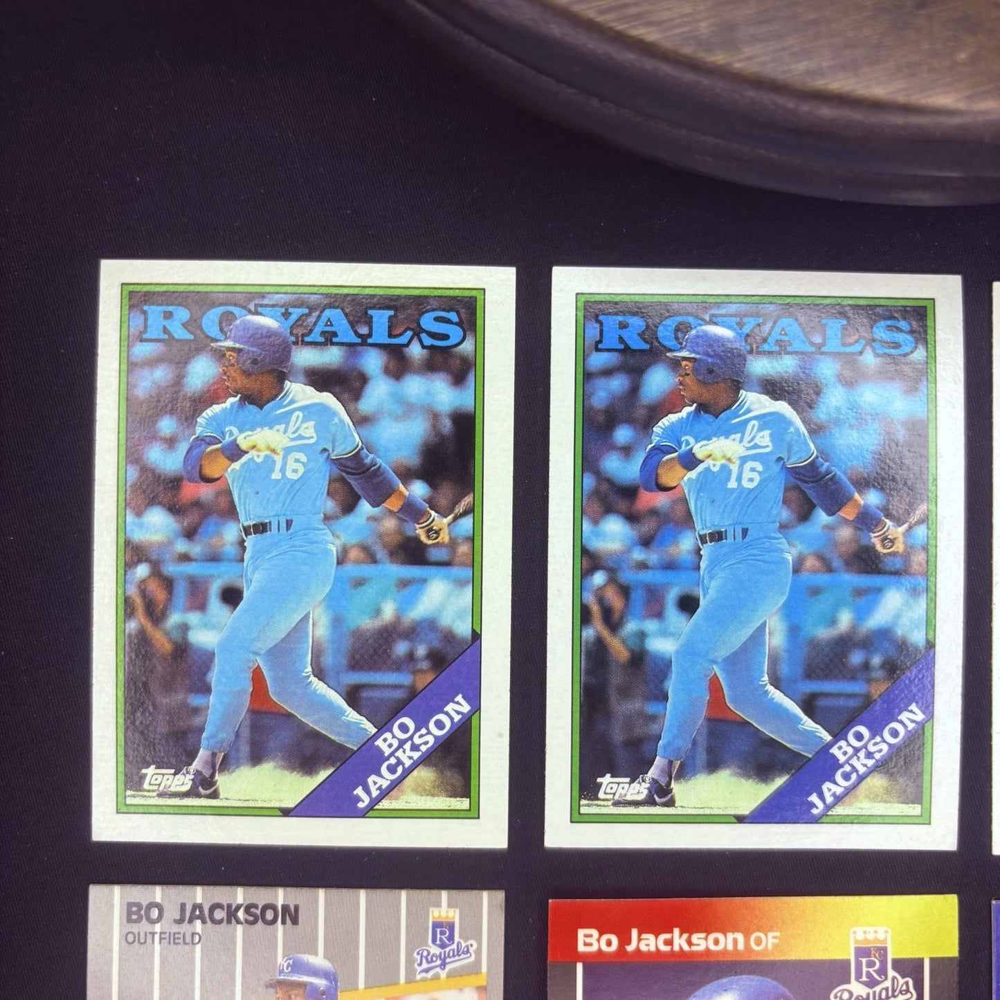 (Lot of 12) 1989 Bo Jackson Trading Cards #221, #540, #750, #180, #208, #2855